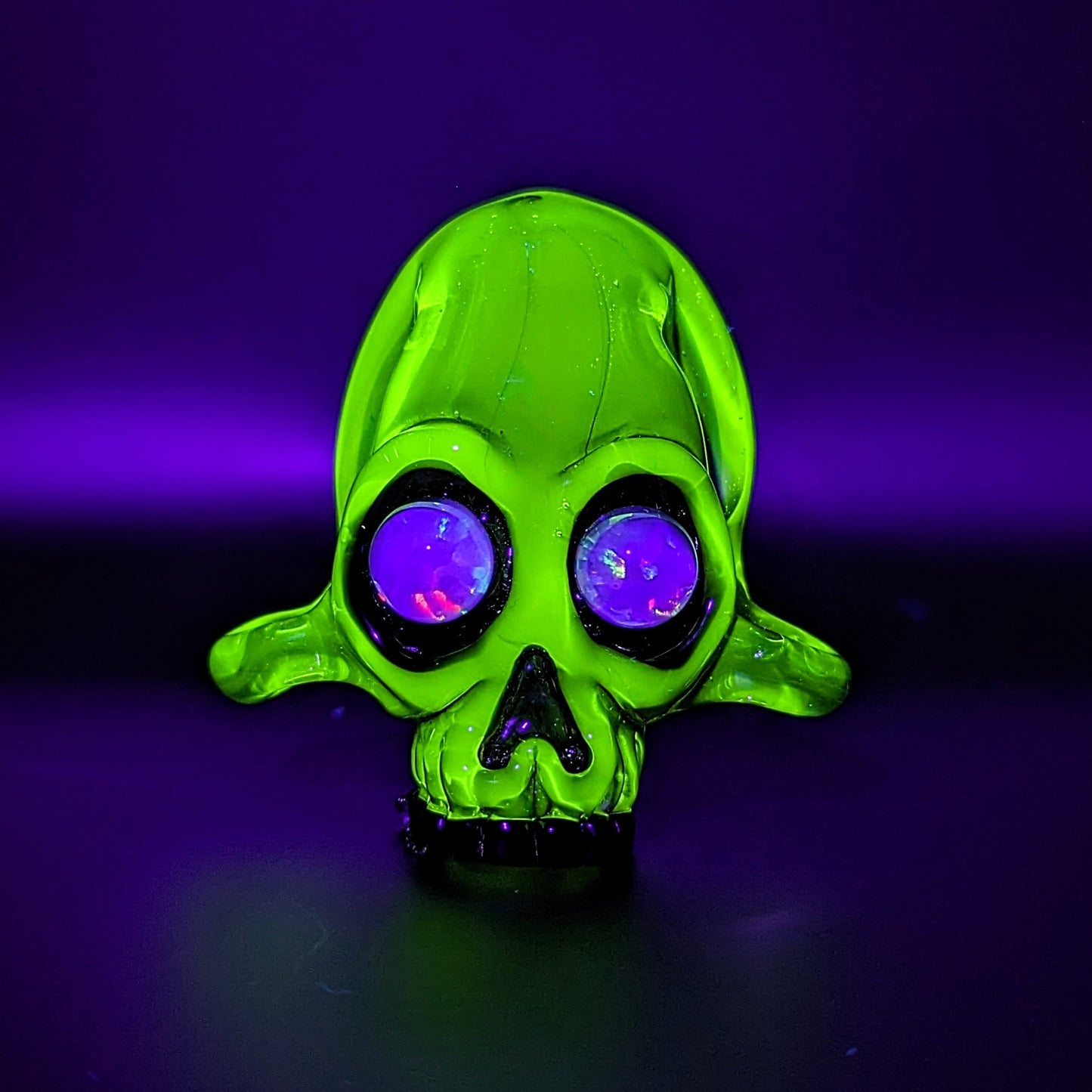 AKM Skull Pendant - Illuminati Sleeved