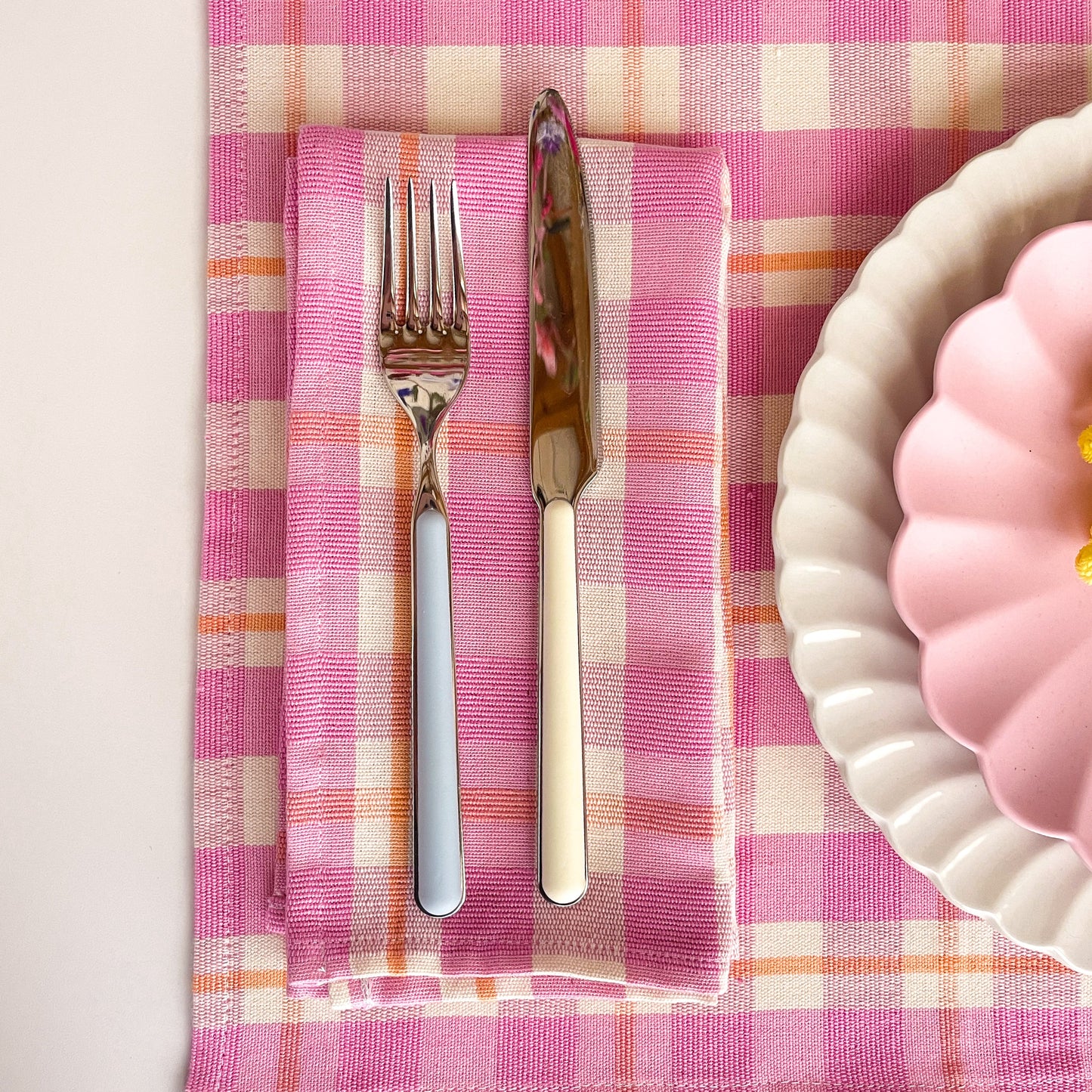 Abigail Plaid Dinner Napkin in Bubblegum and Peach