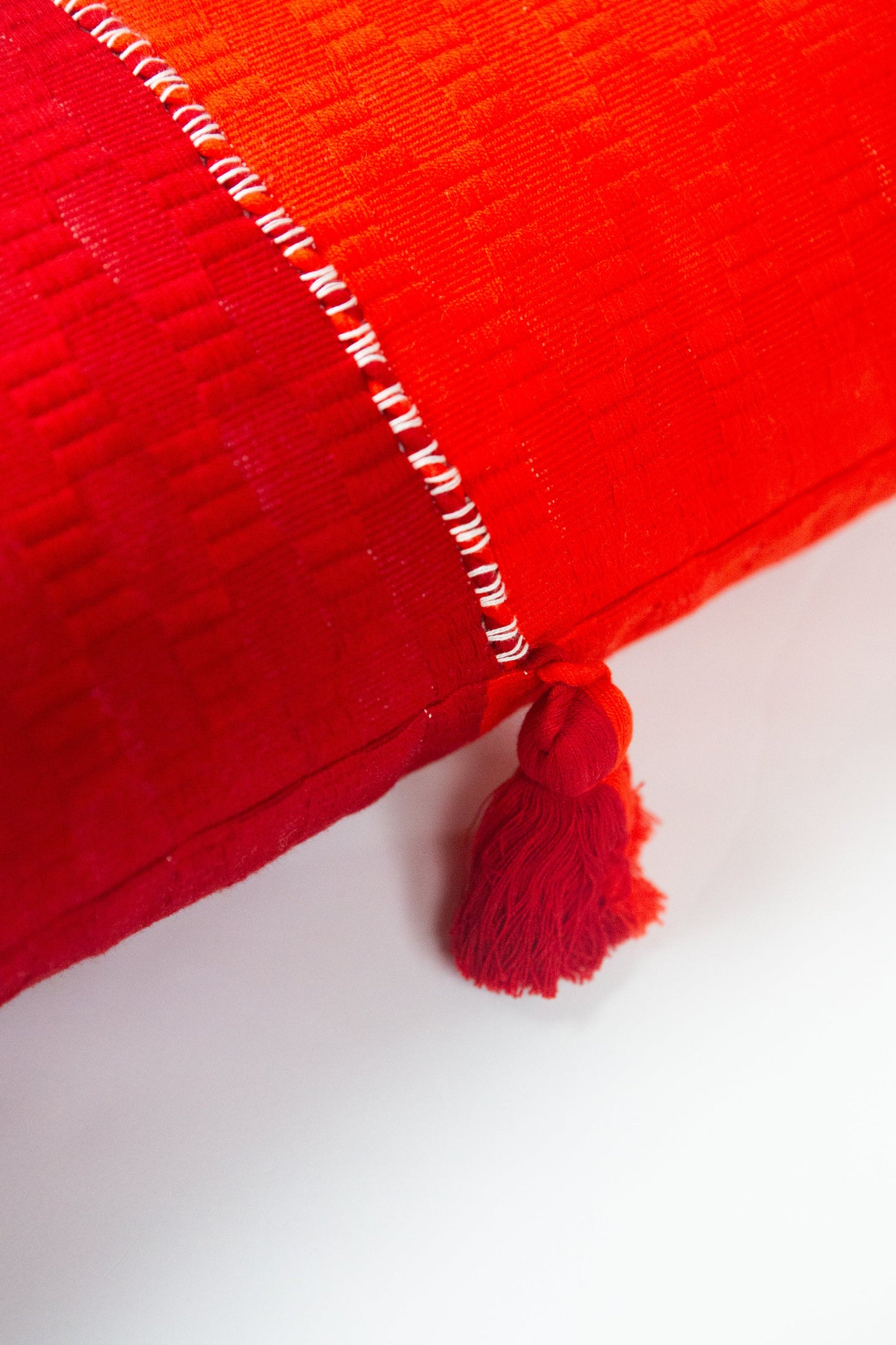 Antigua Pillow - Red Colorblocked