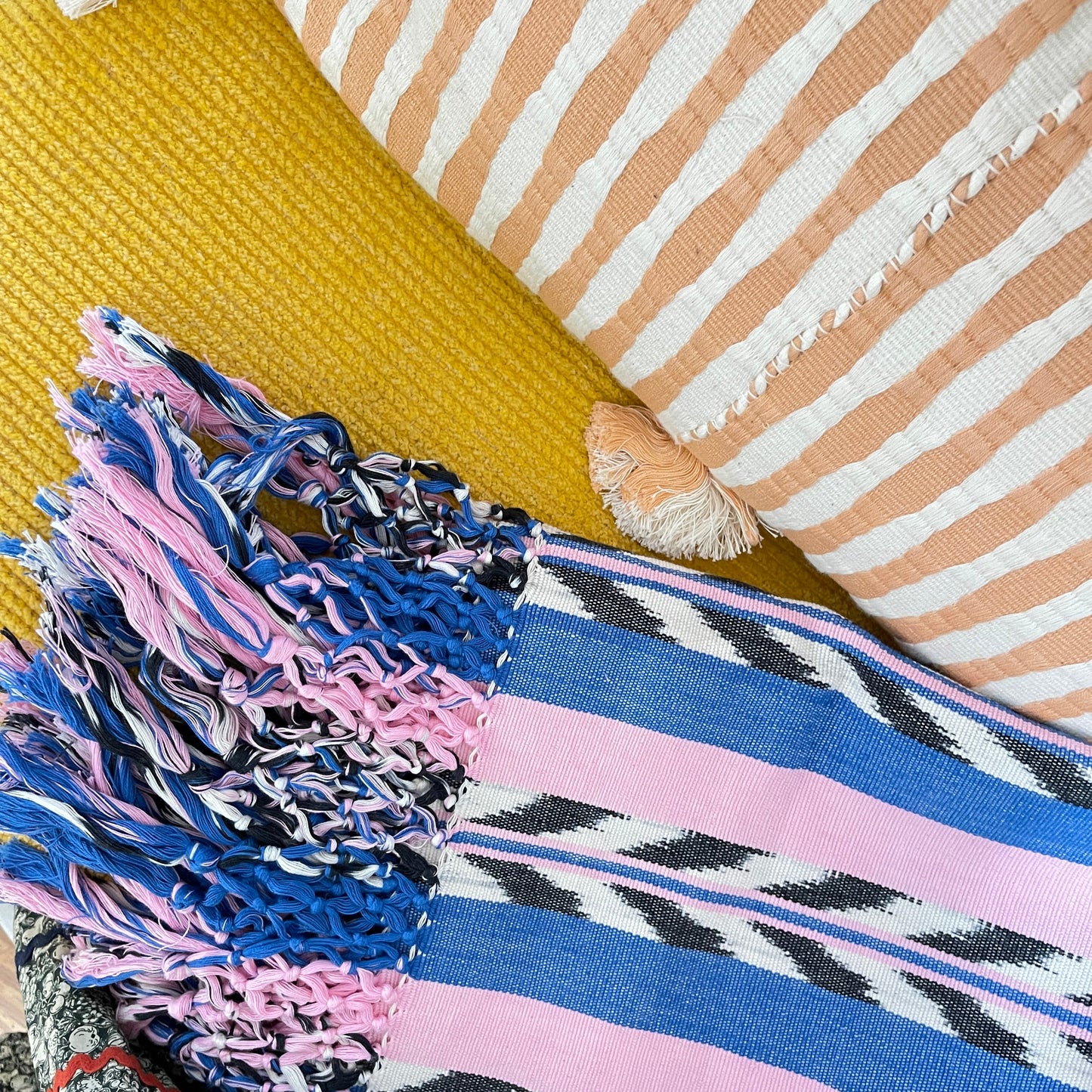 Antigua Pillow - Peach Solid