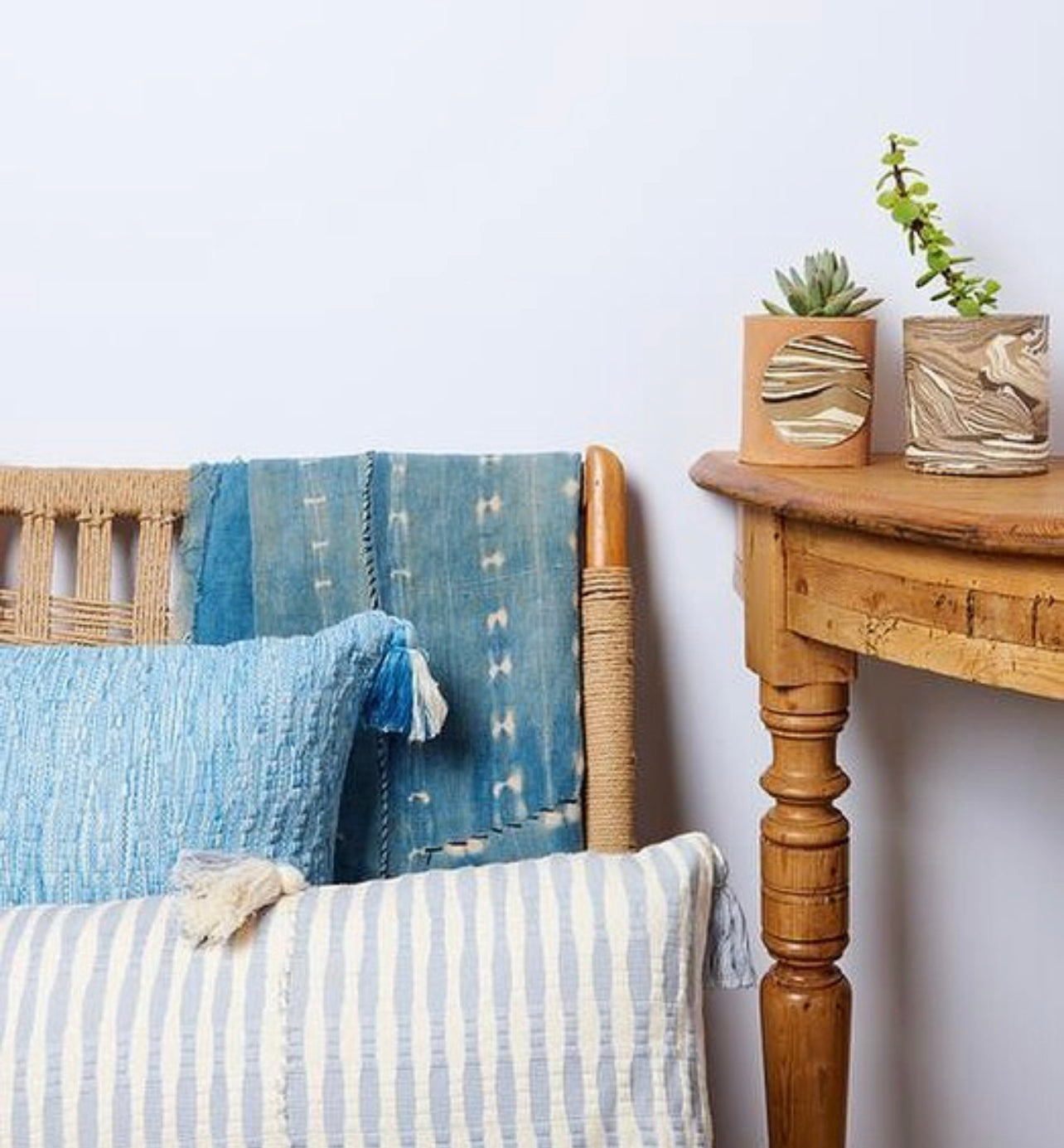 Antigua Pillow - Light Cool Grey