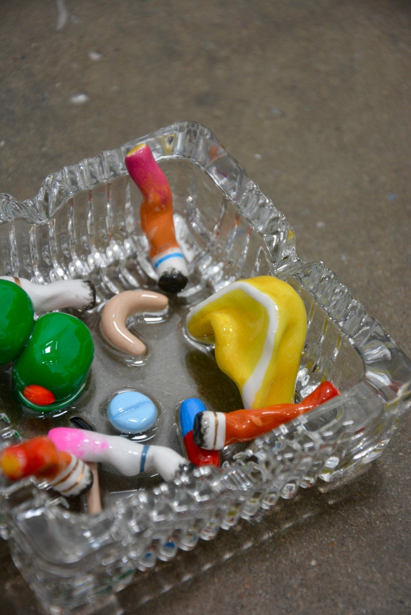 BAR SCENE ASHTRAY