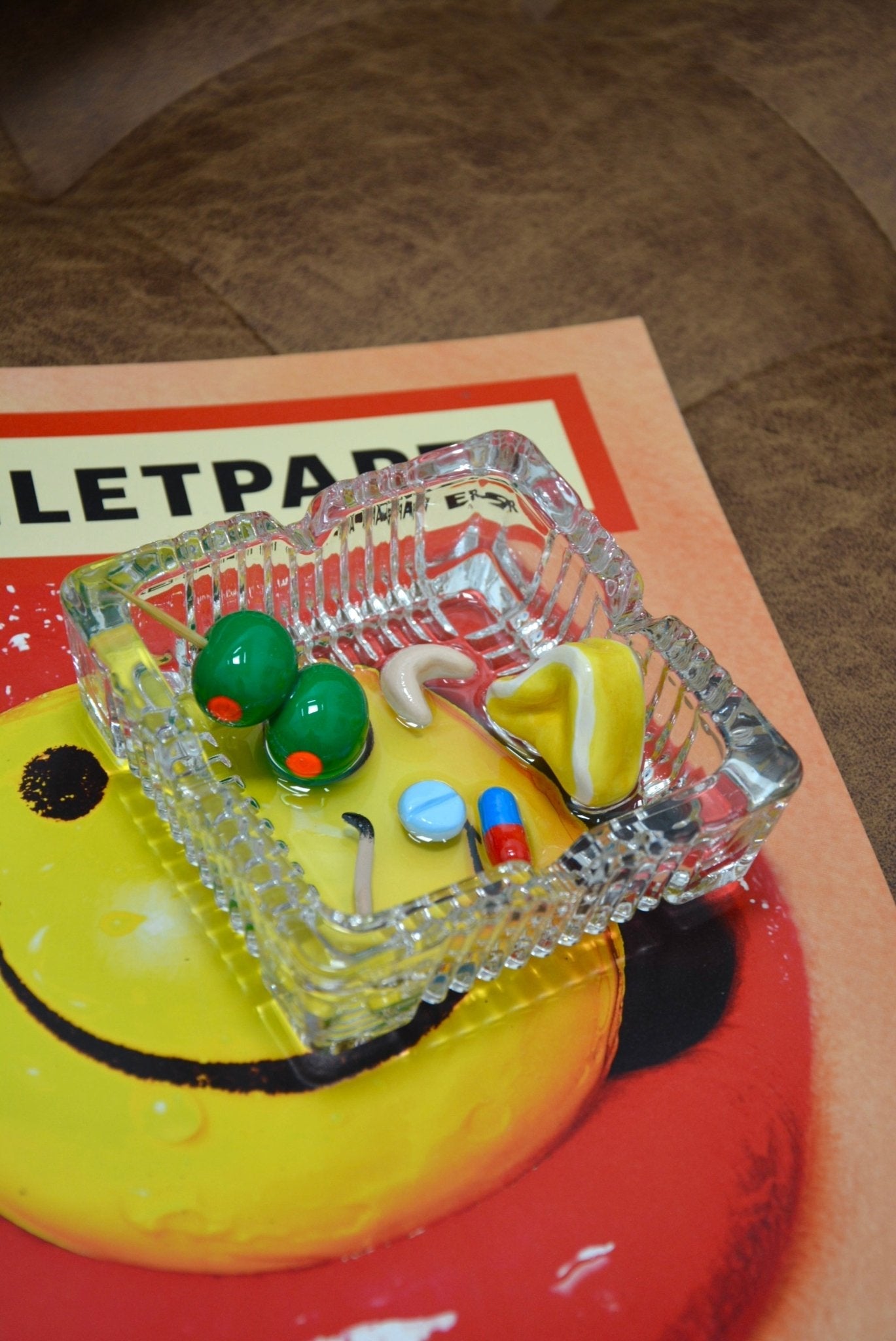 BAR SCENE ASHTRAY