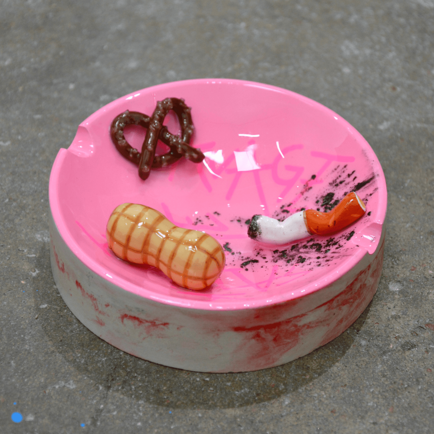 BAR SNACKS ASHTRAY