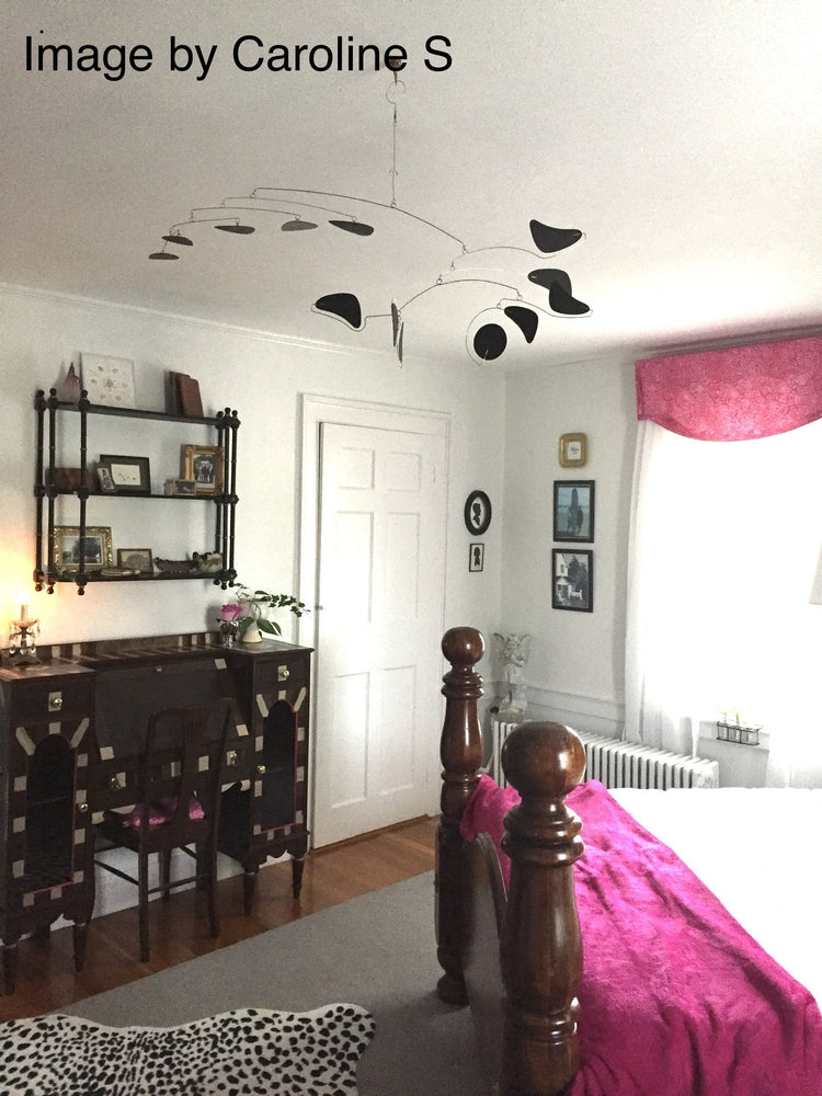 Serenity Style Kinetic Mobile – Modern Hanging Art in Dark Grey for Low Ceilings