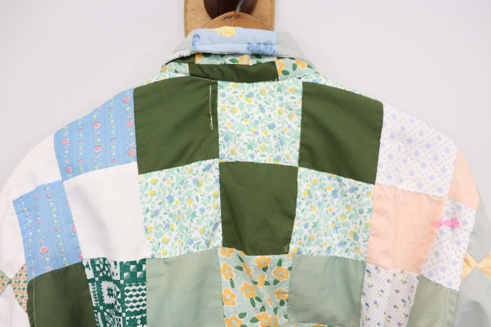 George Quilted Long Sleeve Button Down Sz M GLS9 - Arte House