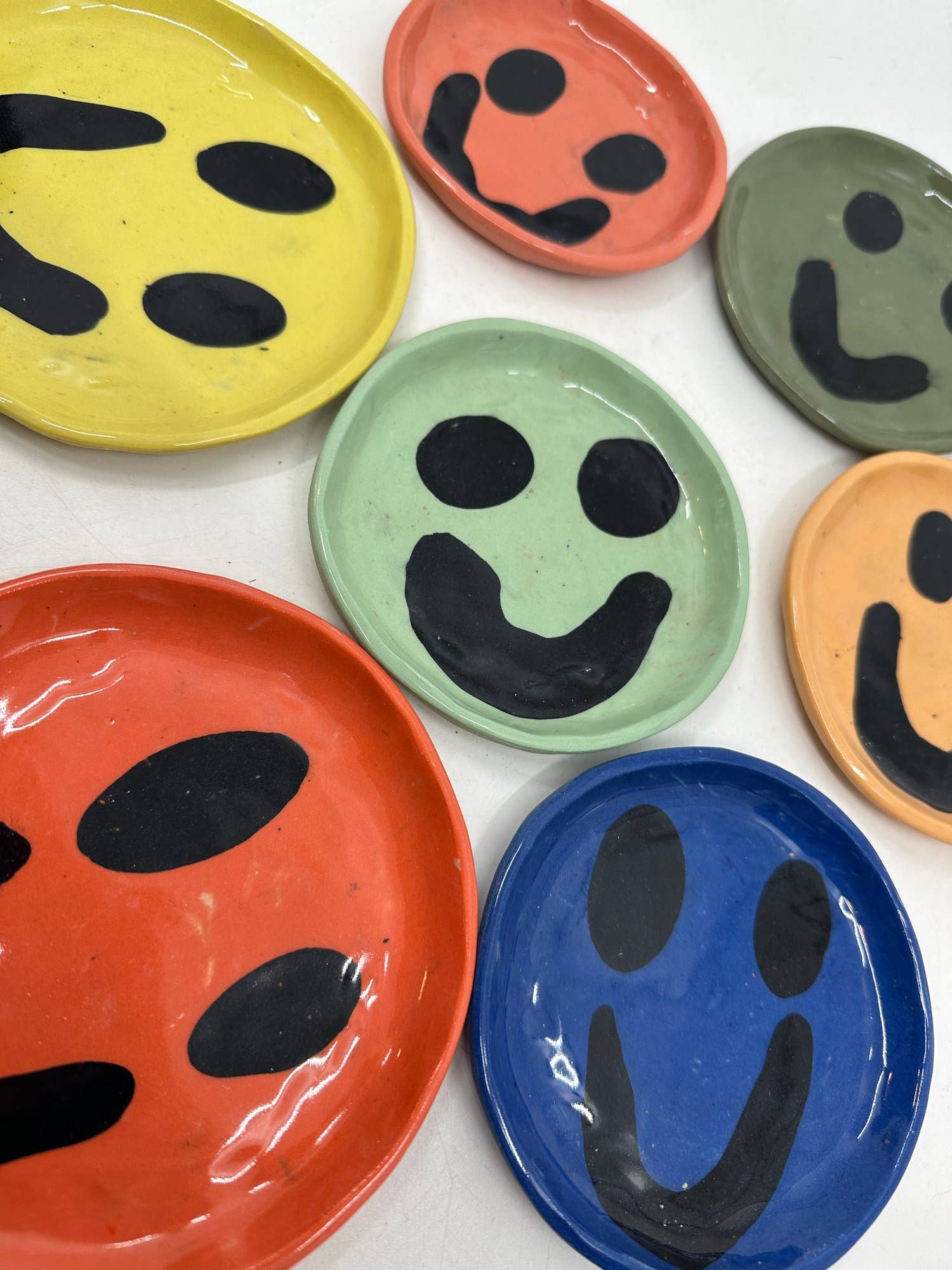 Smiley face dish