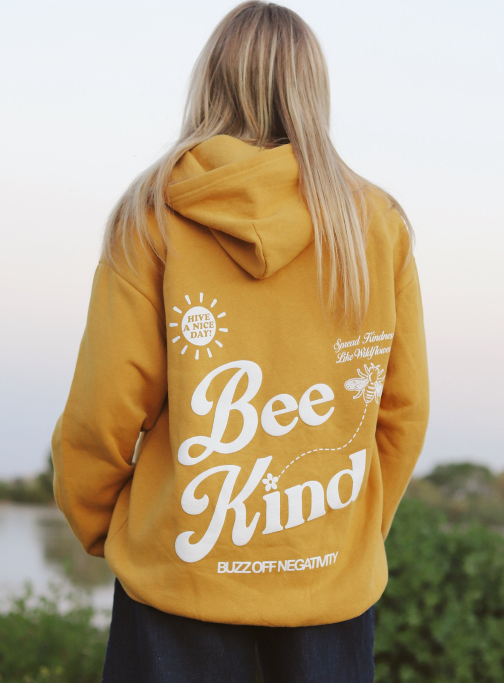 Bee Kind Hoodie - Arte House