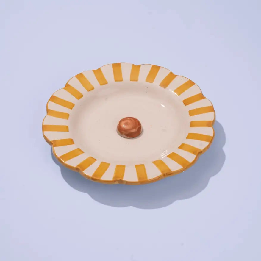 Ceramic stripe Salad Plate, Yellow- 8.25x 8.25 x 1.25 Inches - Arte House