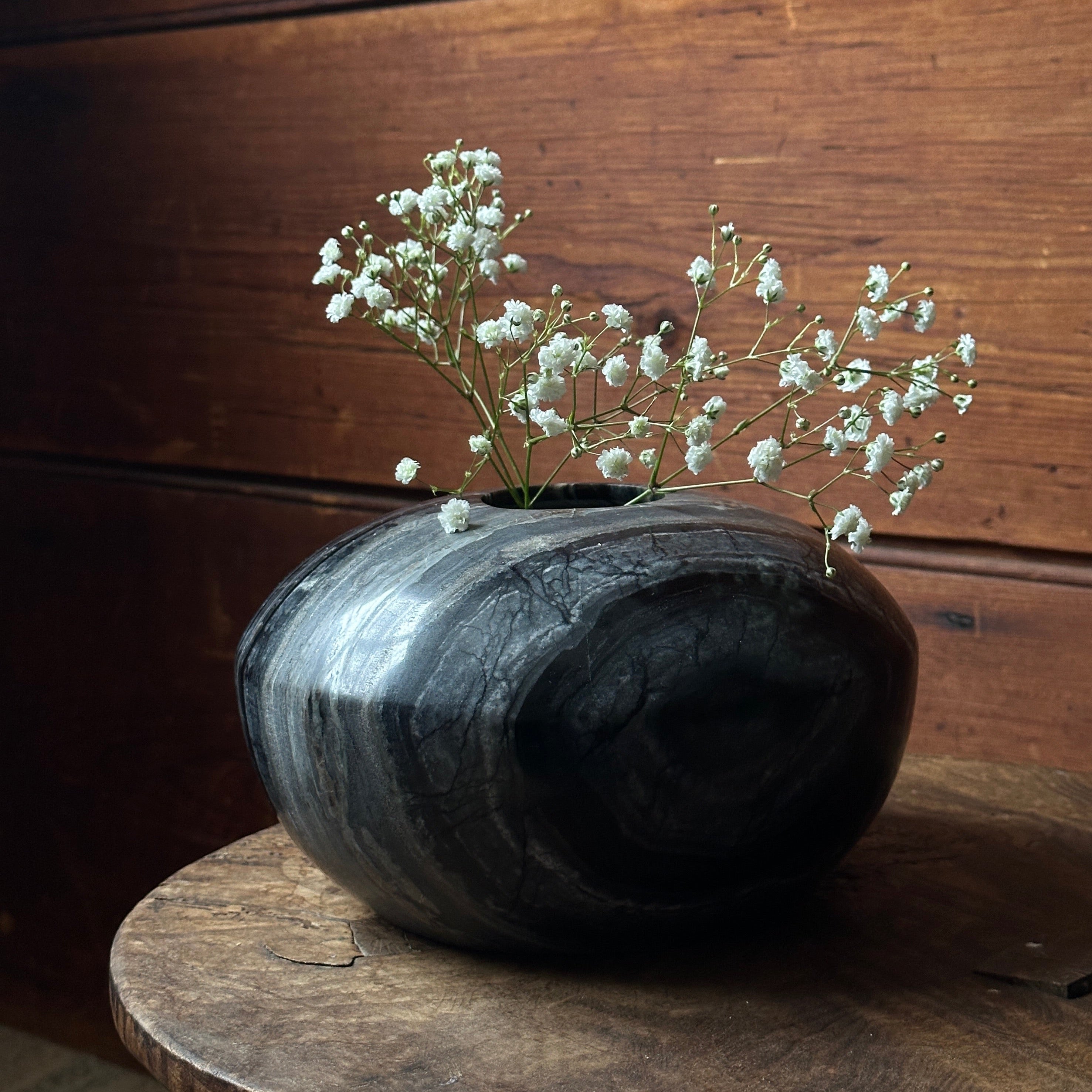 Aria Vase in Balsamic