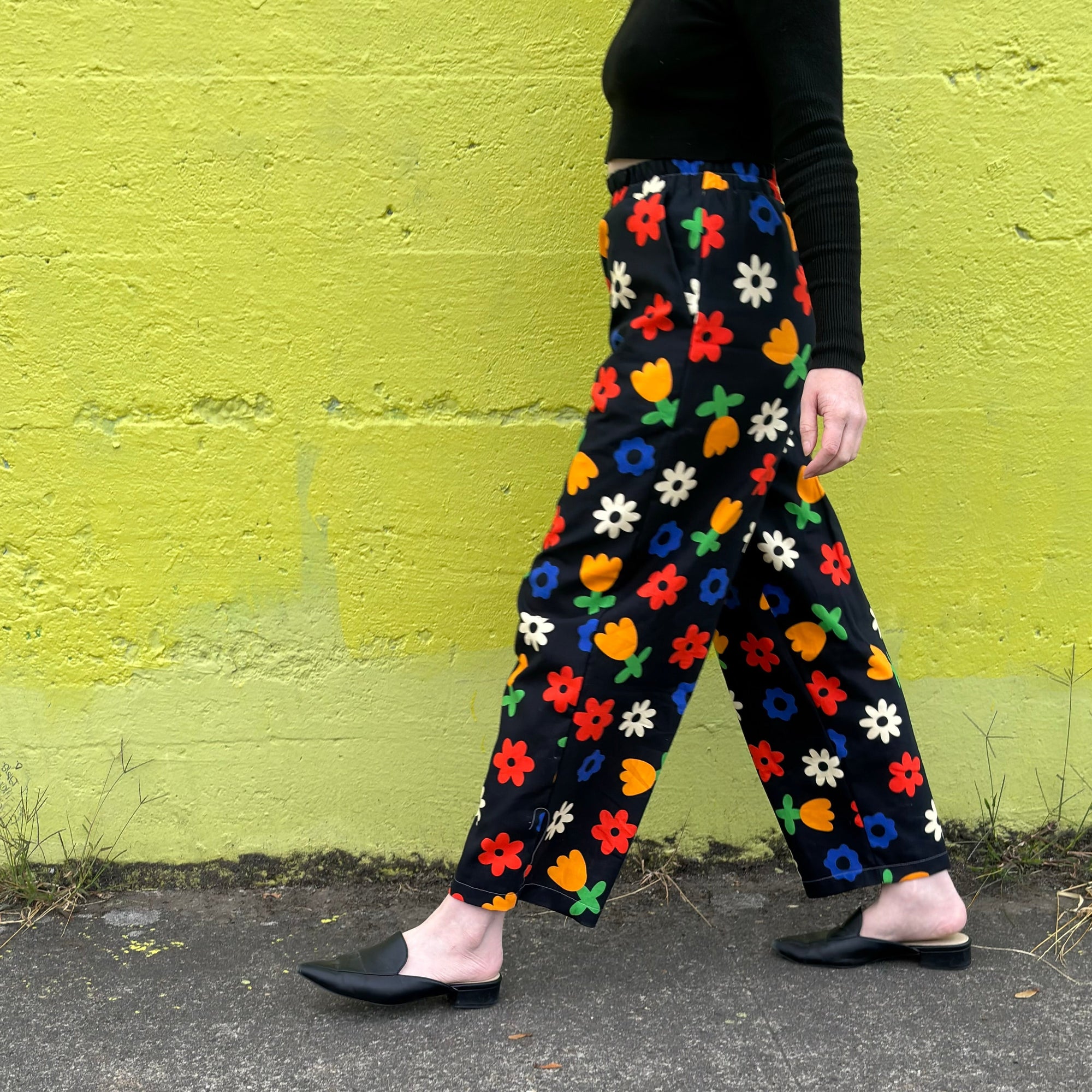 Stevie Pant - Floral Black