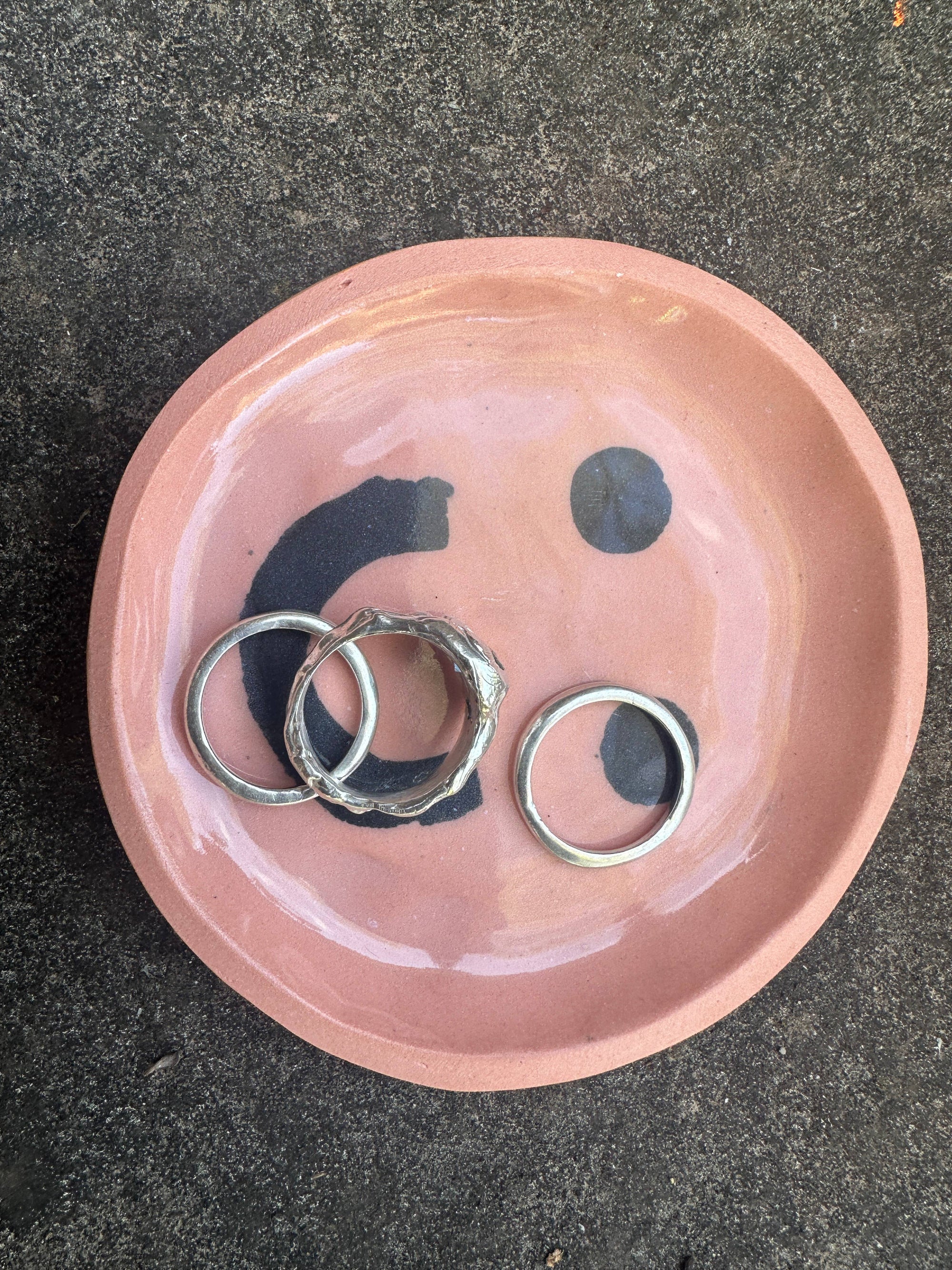 Smiley face dish