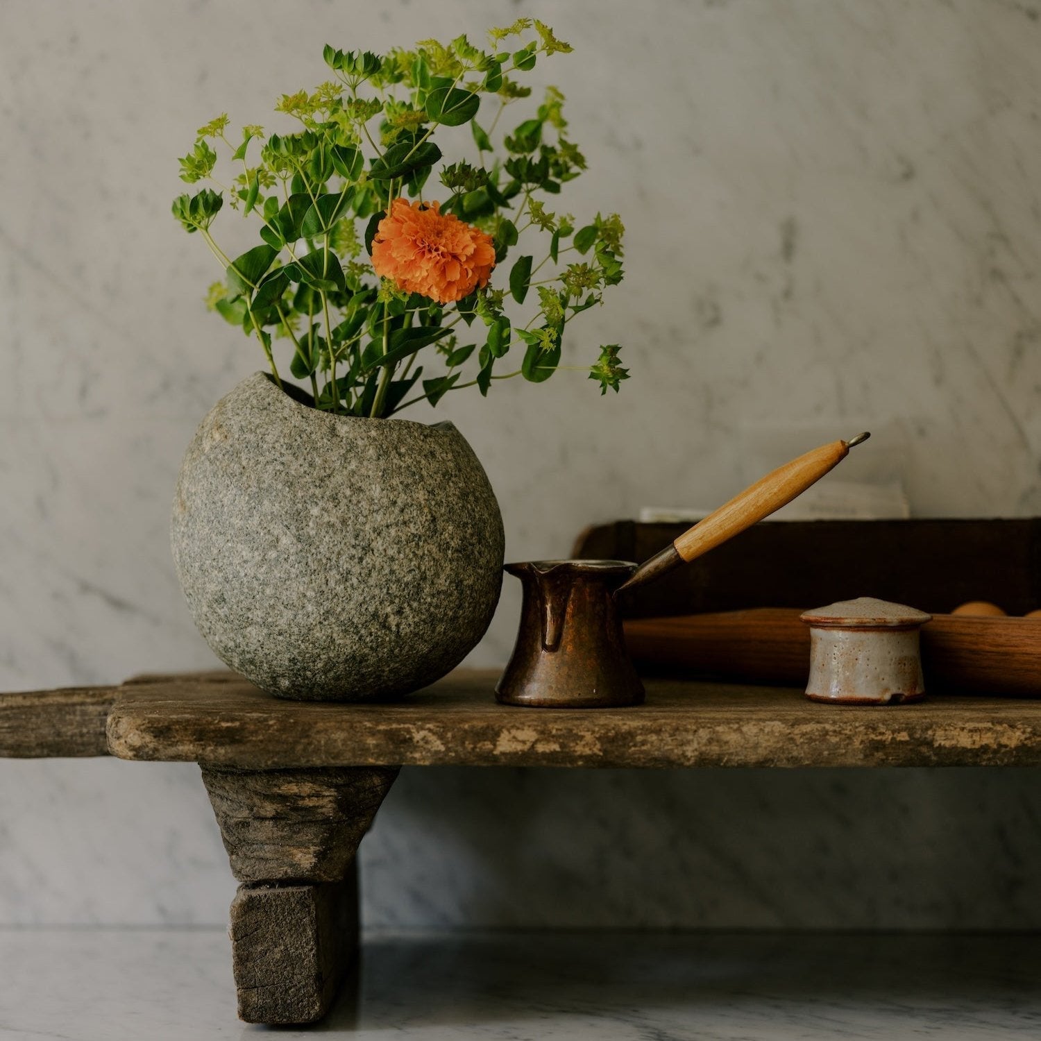 River Stone Vase - Arte House