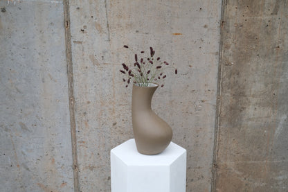 Ampersand Vase