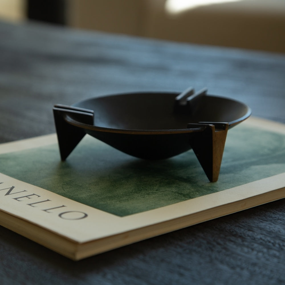 Milan Ash Tray - Black - Arte House