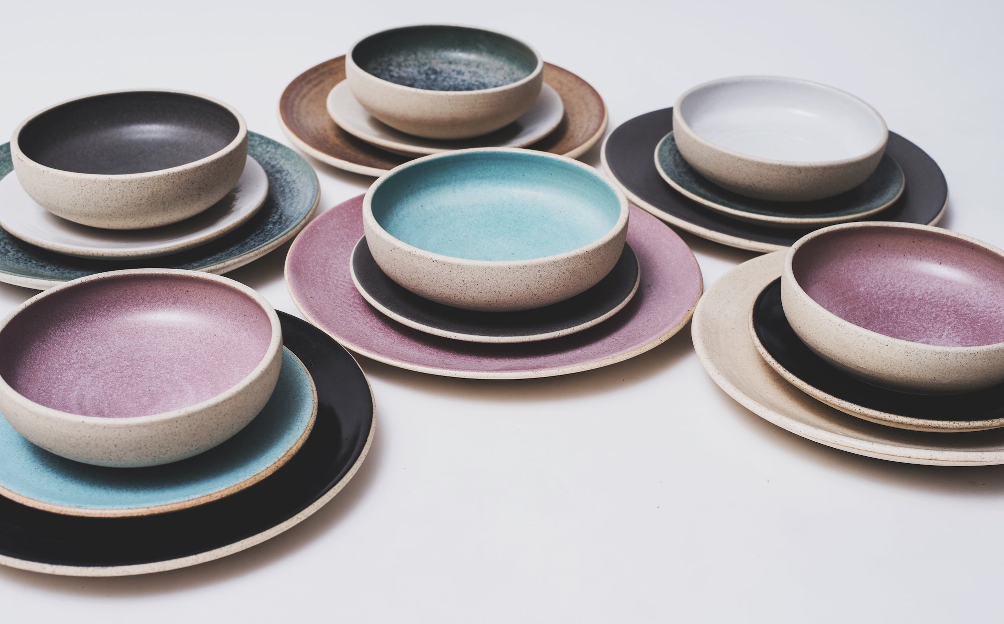 Luna Handmade Ceramic Dinnerware - Gray - Arte House
