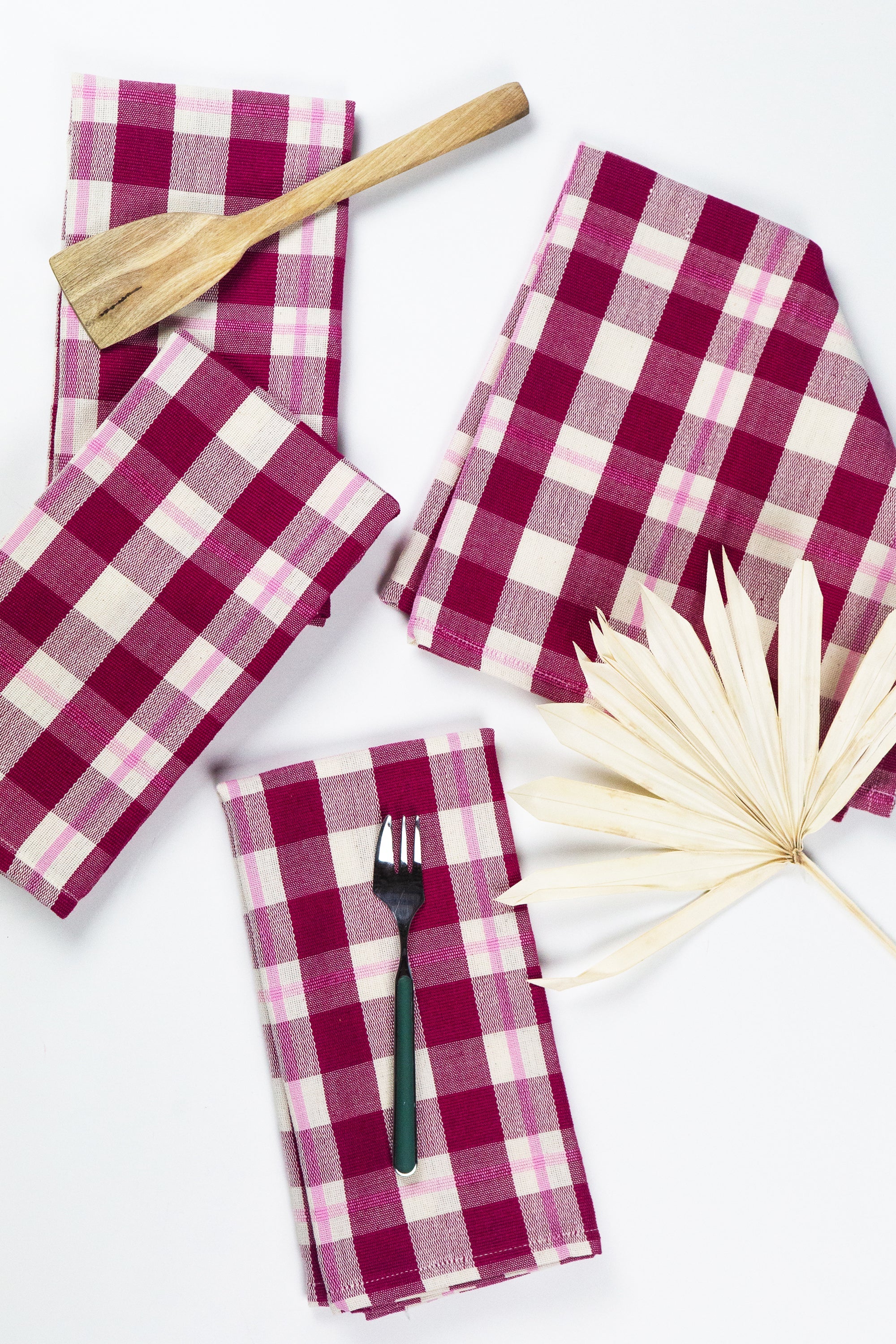 Abigail Plaid Dinner Napkin