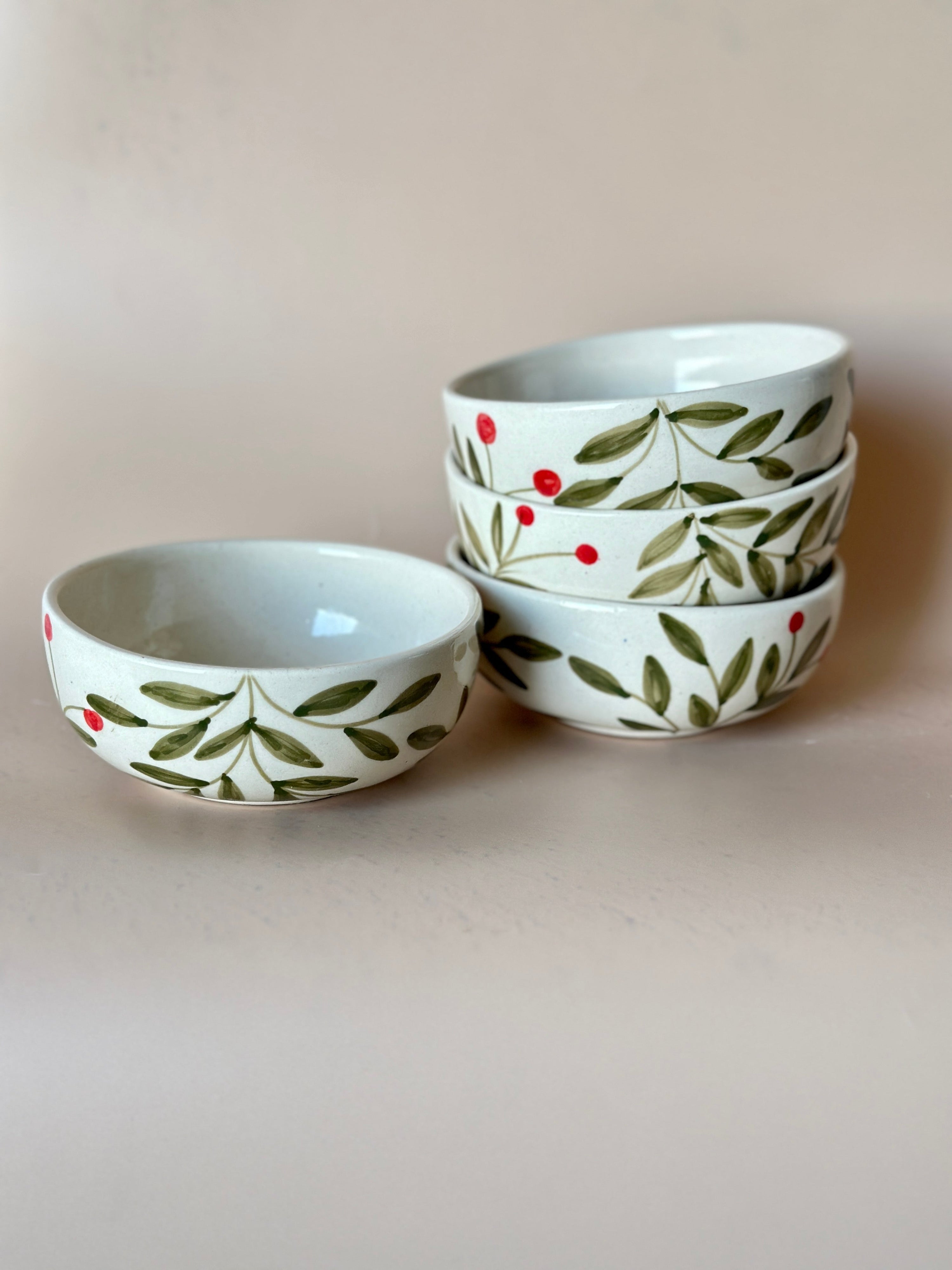 Holly Leaf small Bowl, Olive 2.5x5.5 Inches  (Set of 4) - Arte House