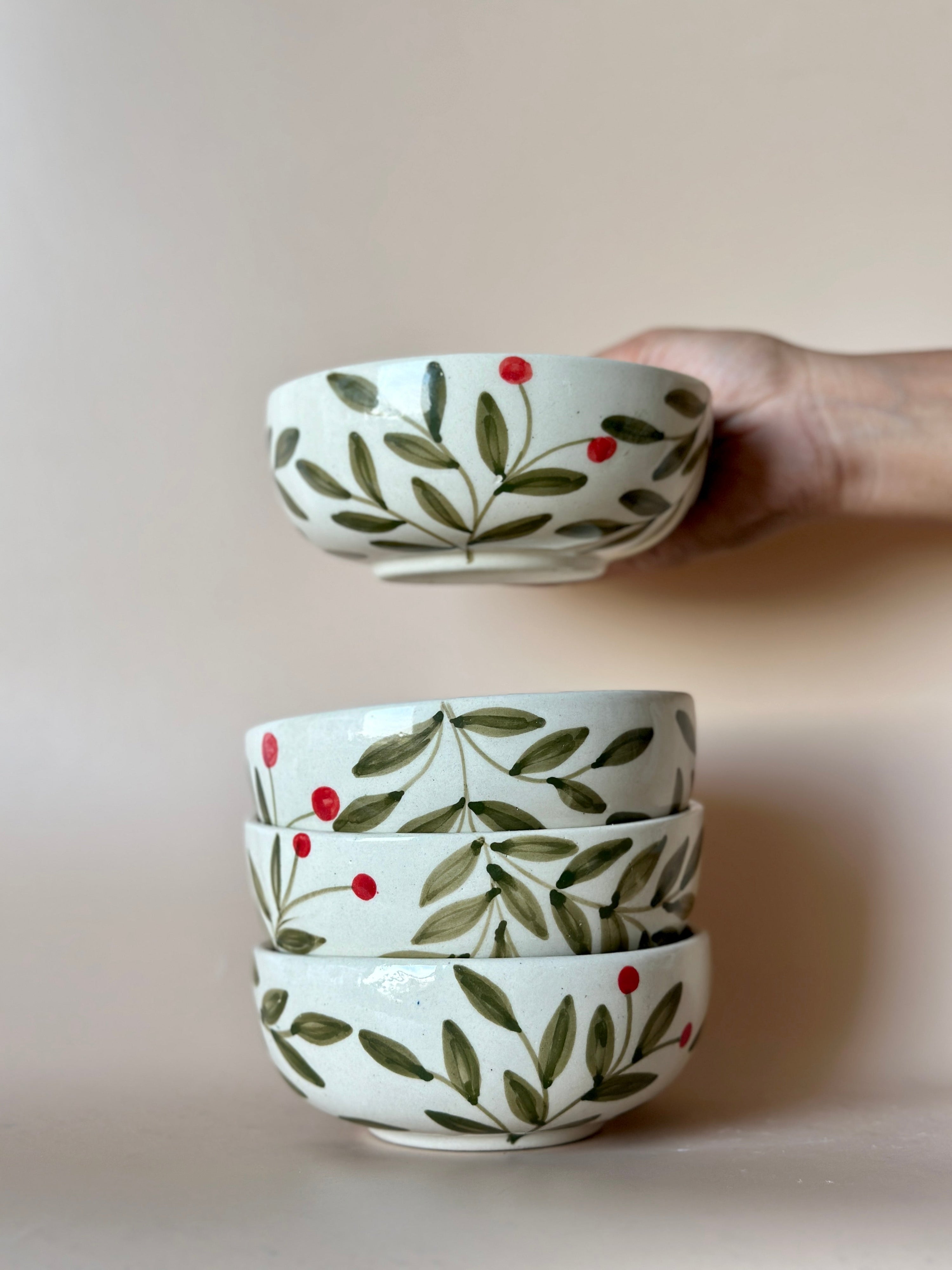 Holly Leaf small Bowl, Olive 2.5x5.5 Inches  (Set of 4) - Arte House