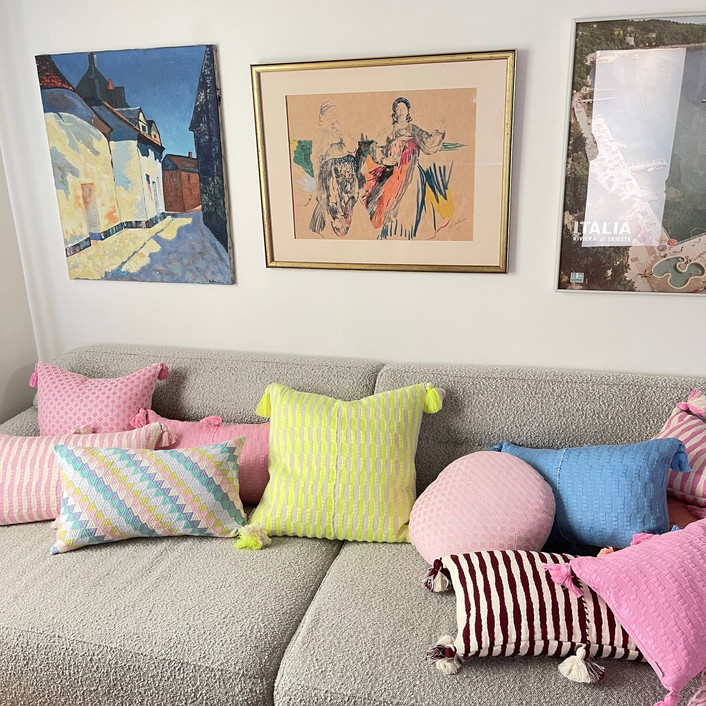 Antigua Pillow - Neon Yellow