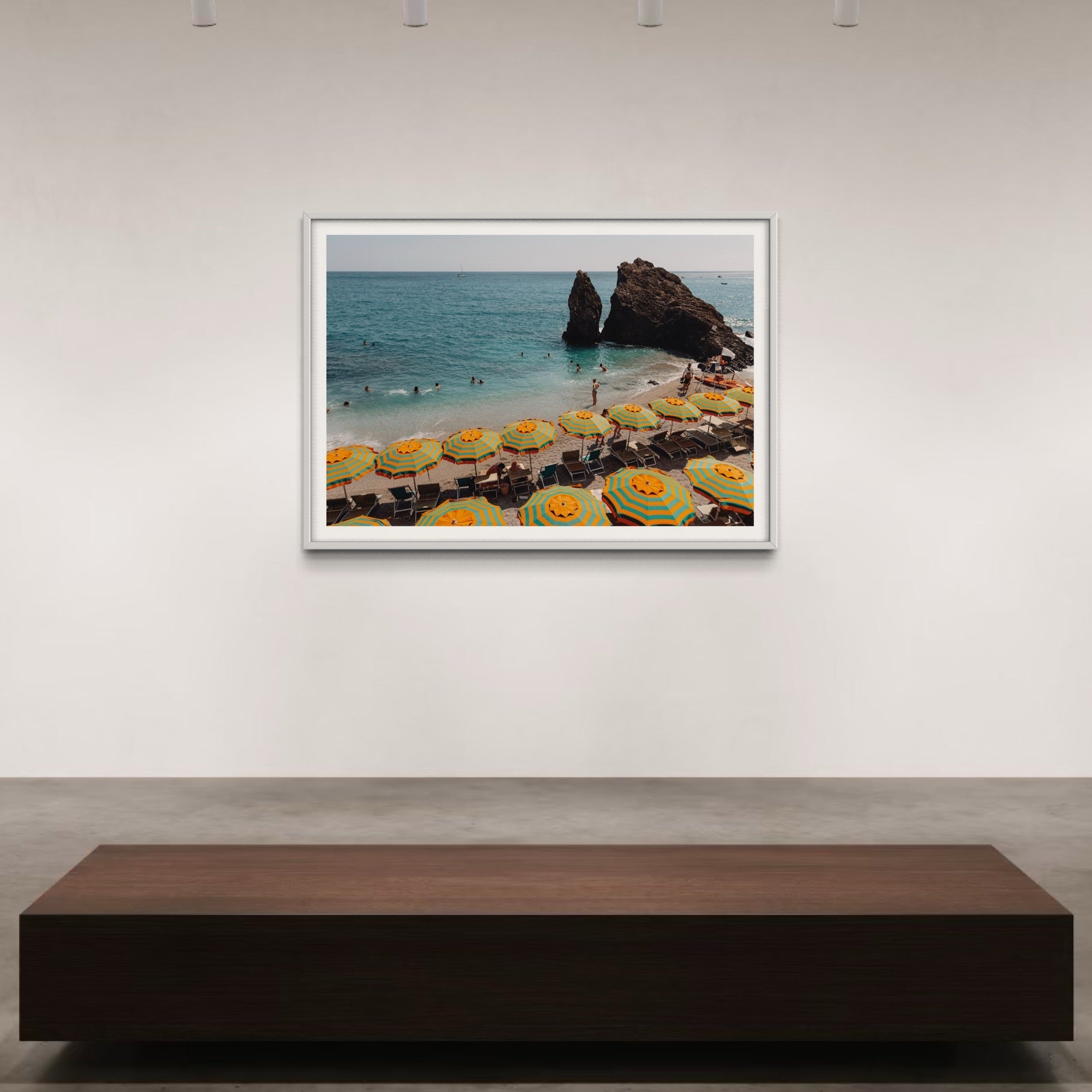 Front Row Seats - Arte House