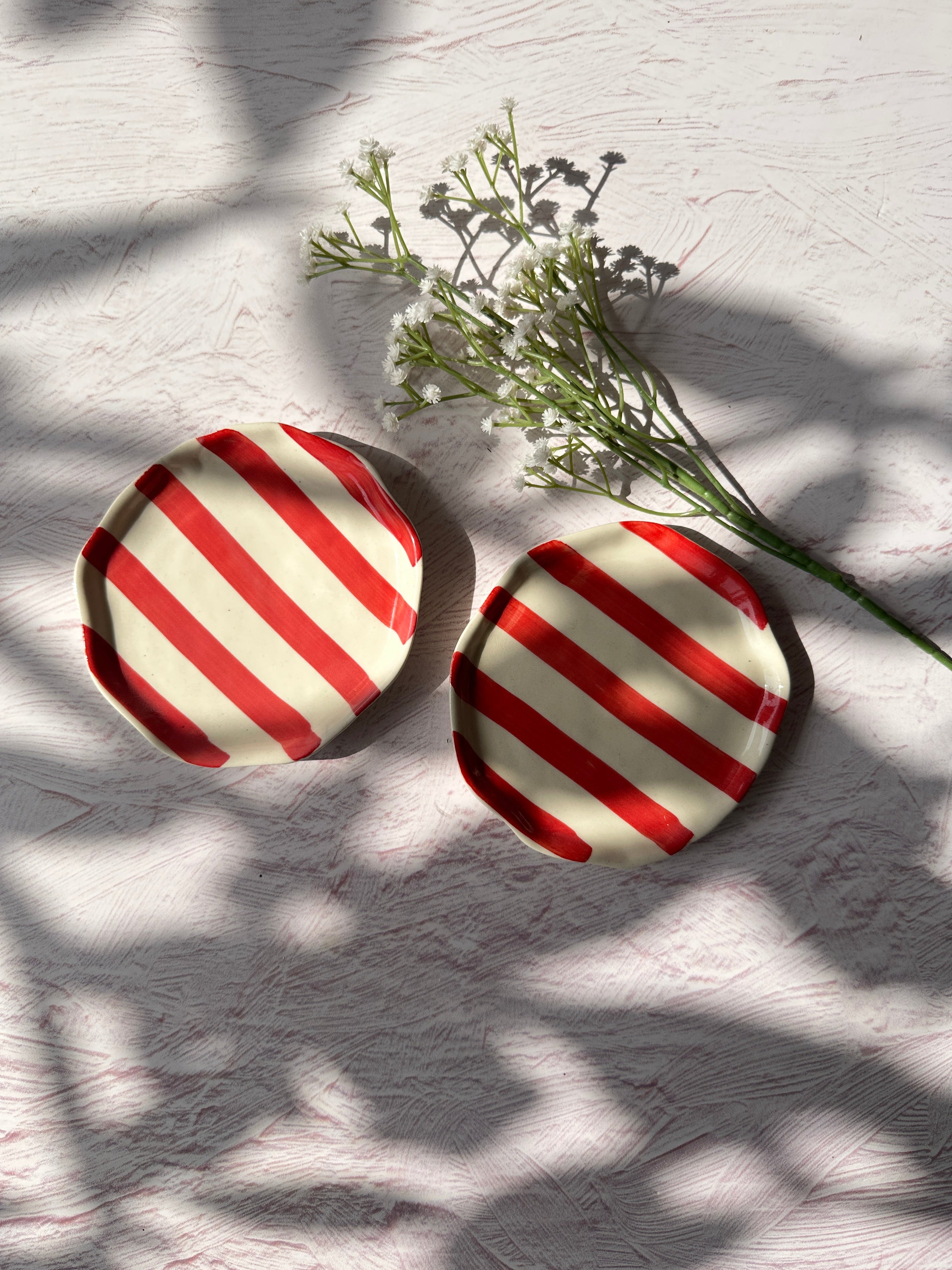 Ceramic Red stripe plate, 6.3x6.3 Inches (Set of 4) - Arte House