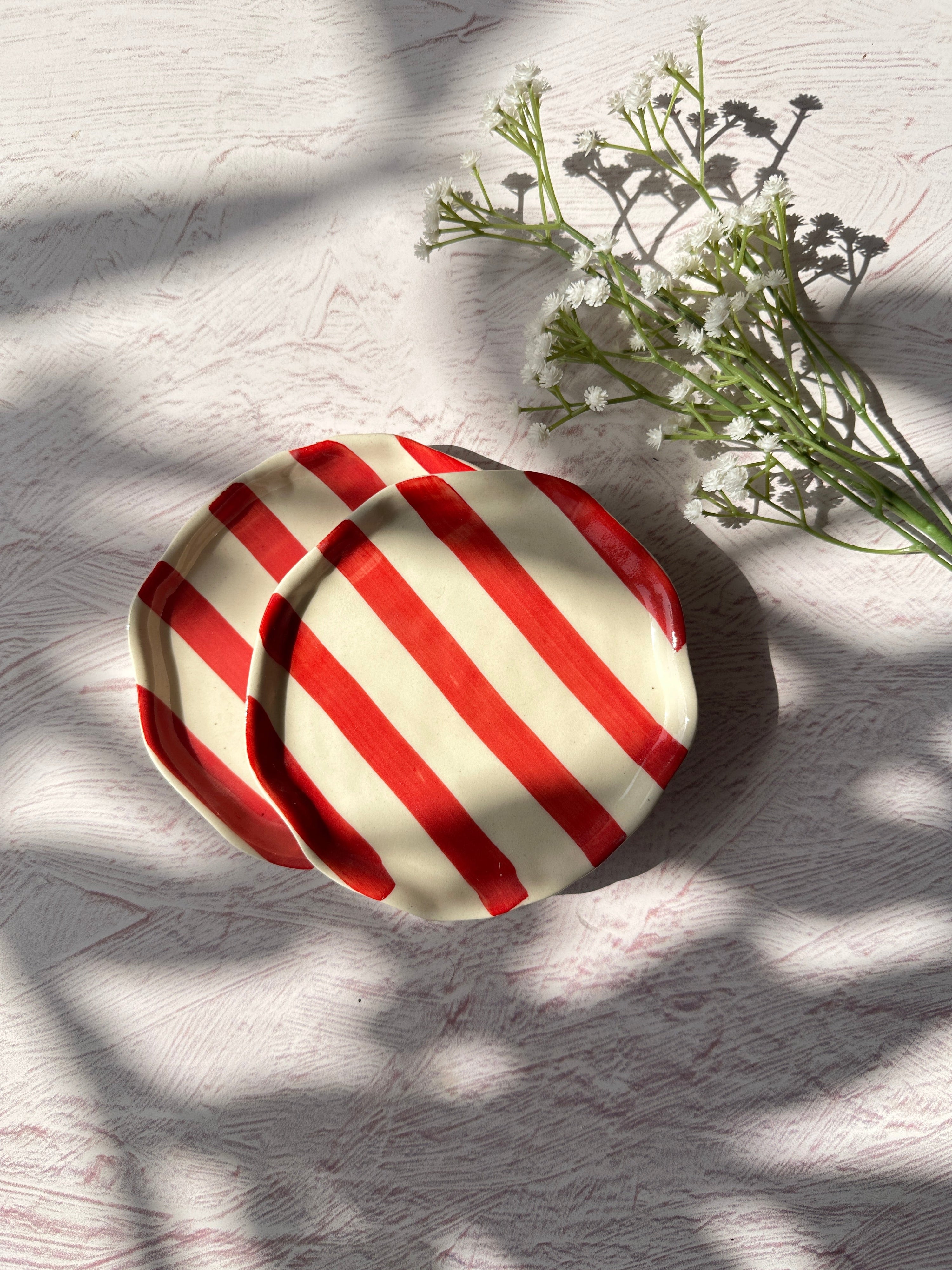 Ceramic Red stripe plate, 6.3x6.3 Inches (Set of 4) - Arte House