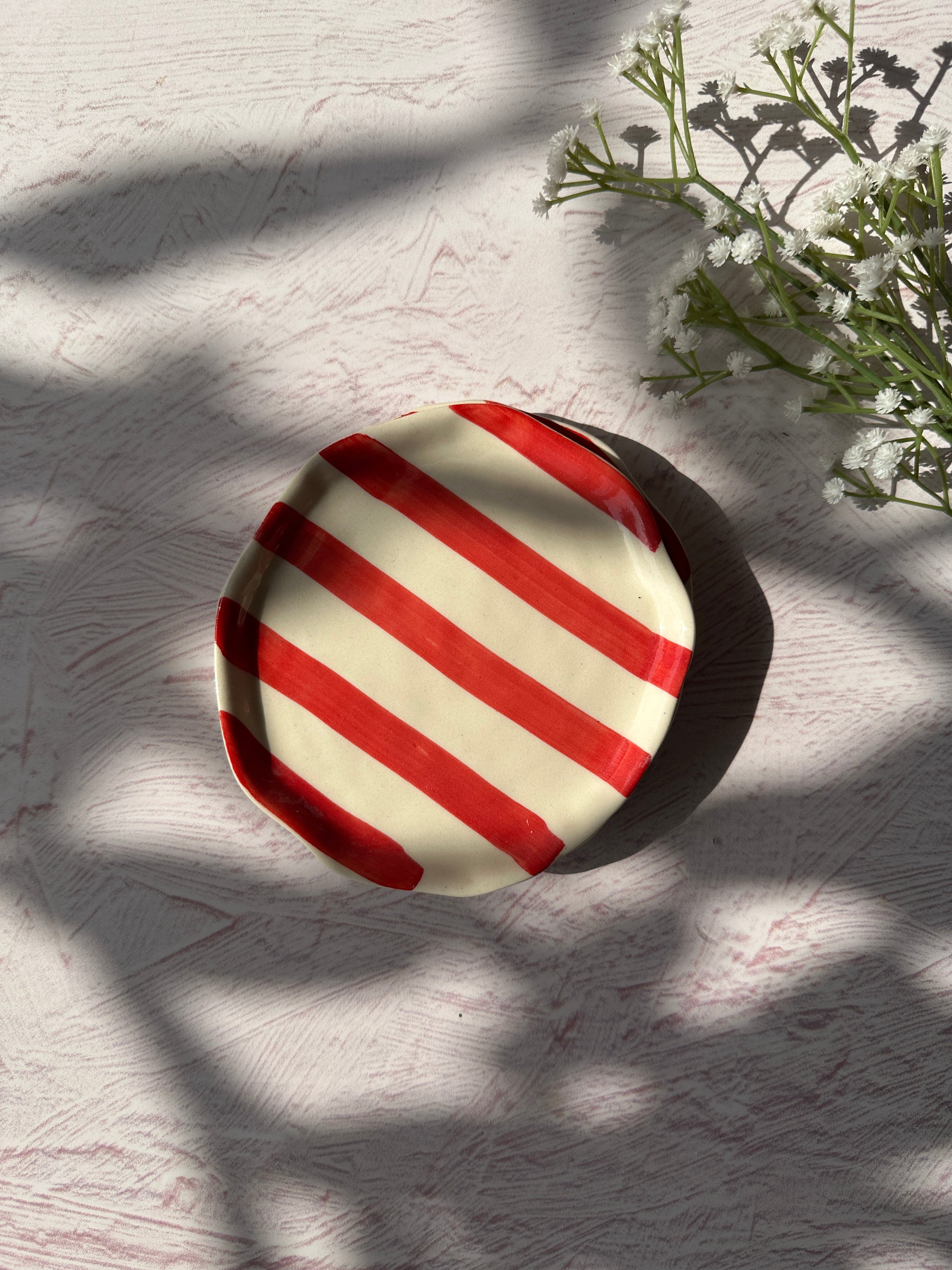 Ceramic Red stripe plate, 6.3x6.3 Inches (Set of 4) - Arte House