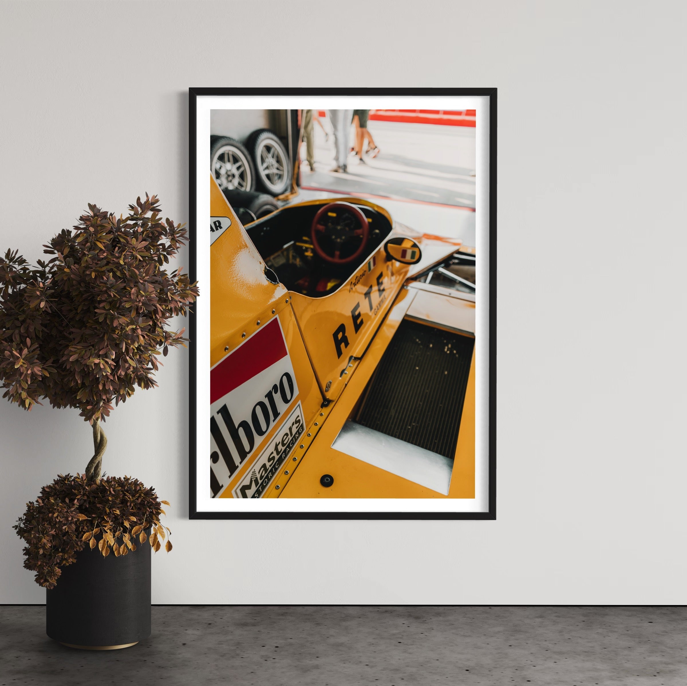 Way to the Cockpit - Arte House