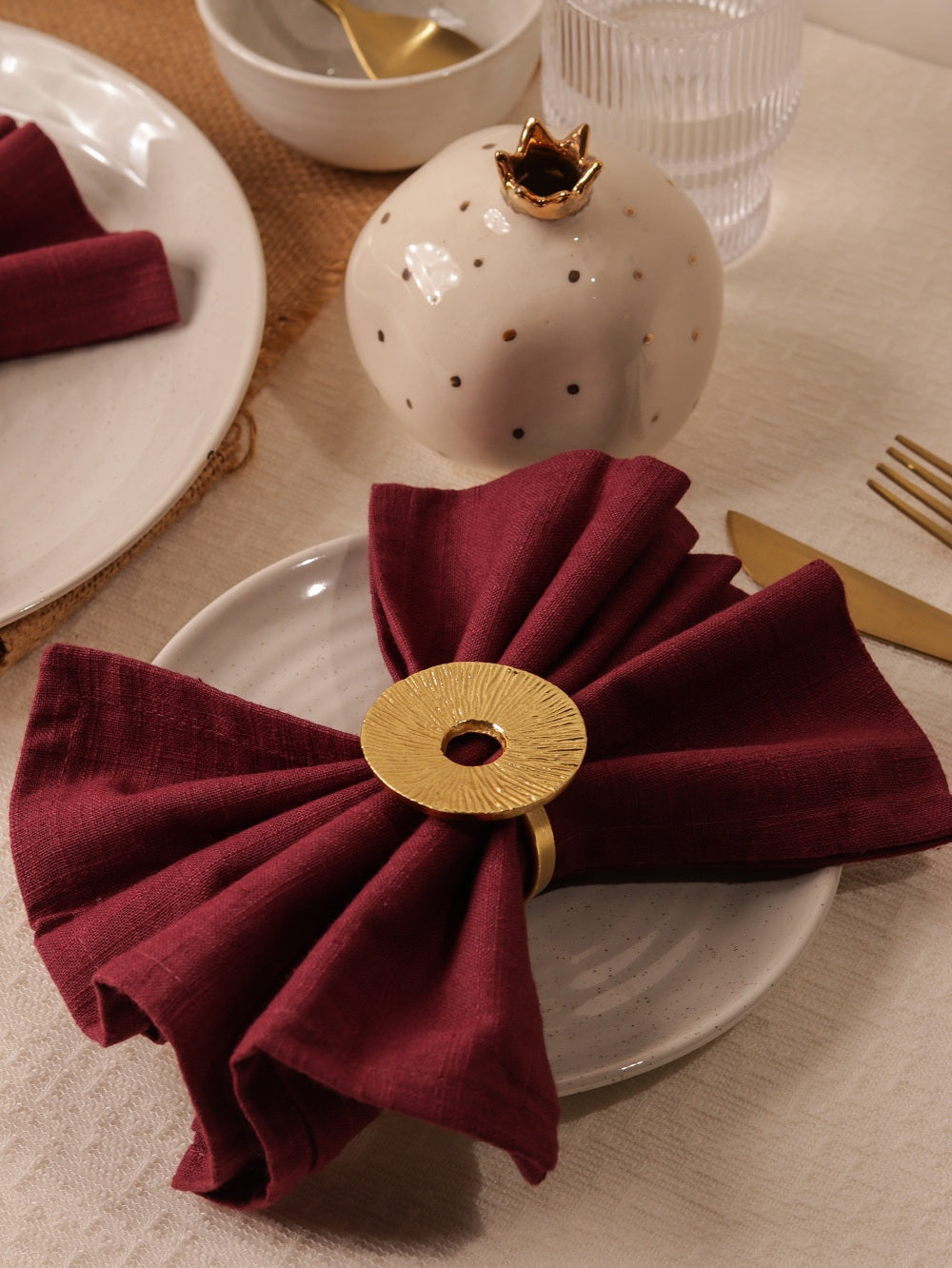Lotus Leaf Metal Napkin Ring, Dia 1.5 Inches (Set of 4) - Arte House