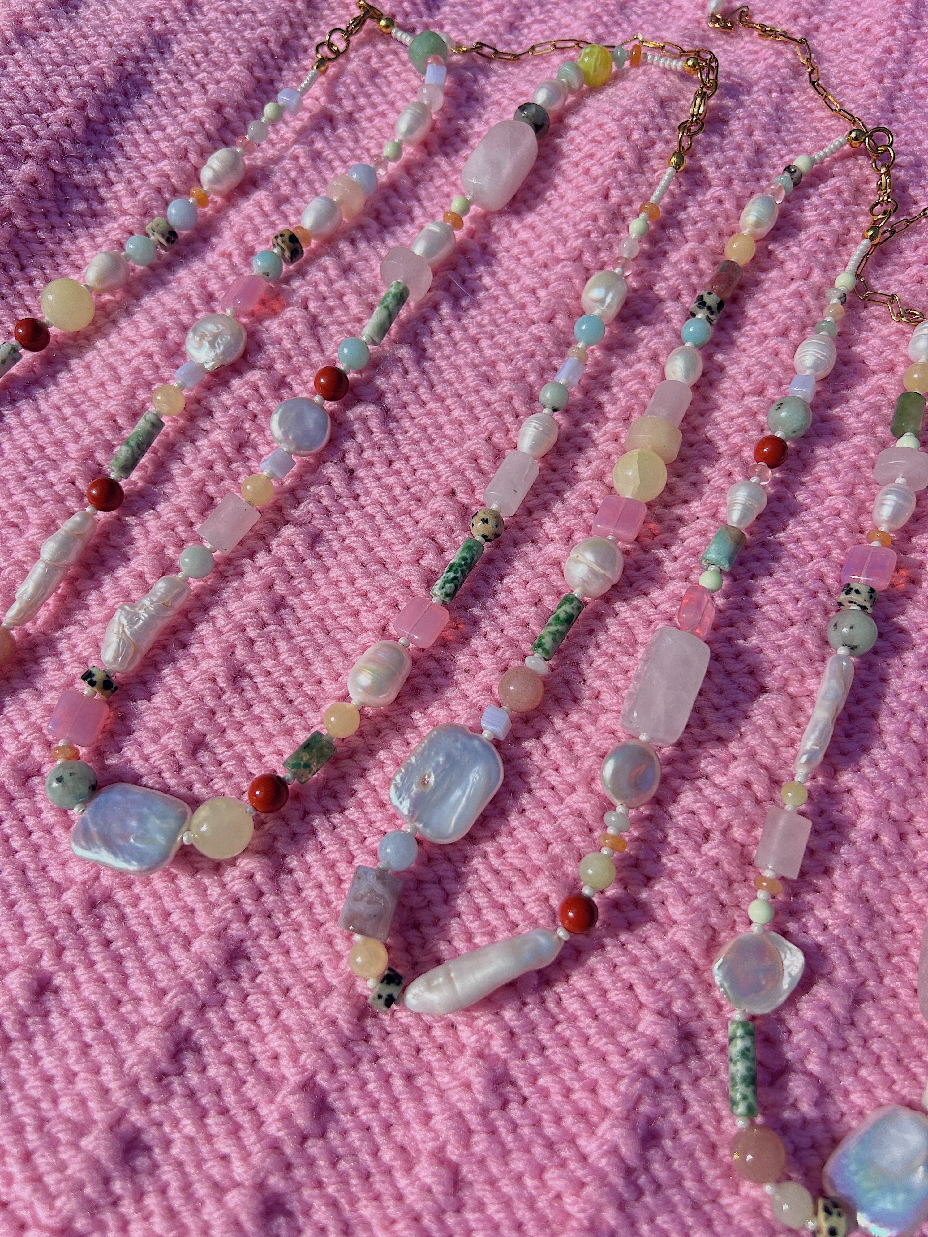 Mixed Messages Choker - Arte House