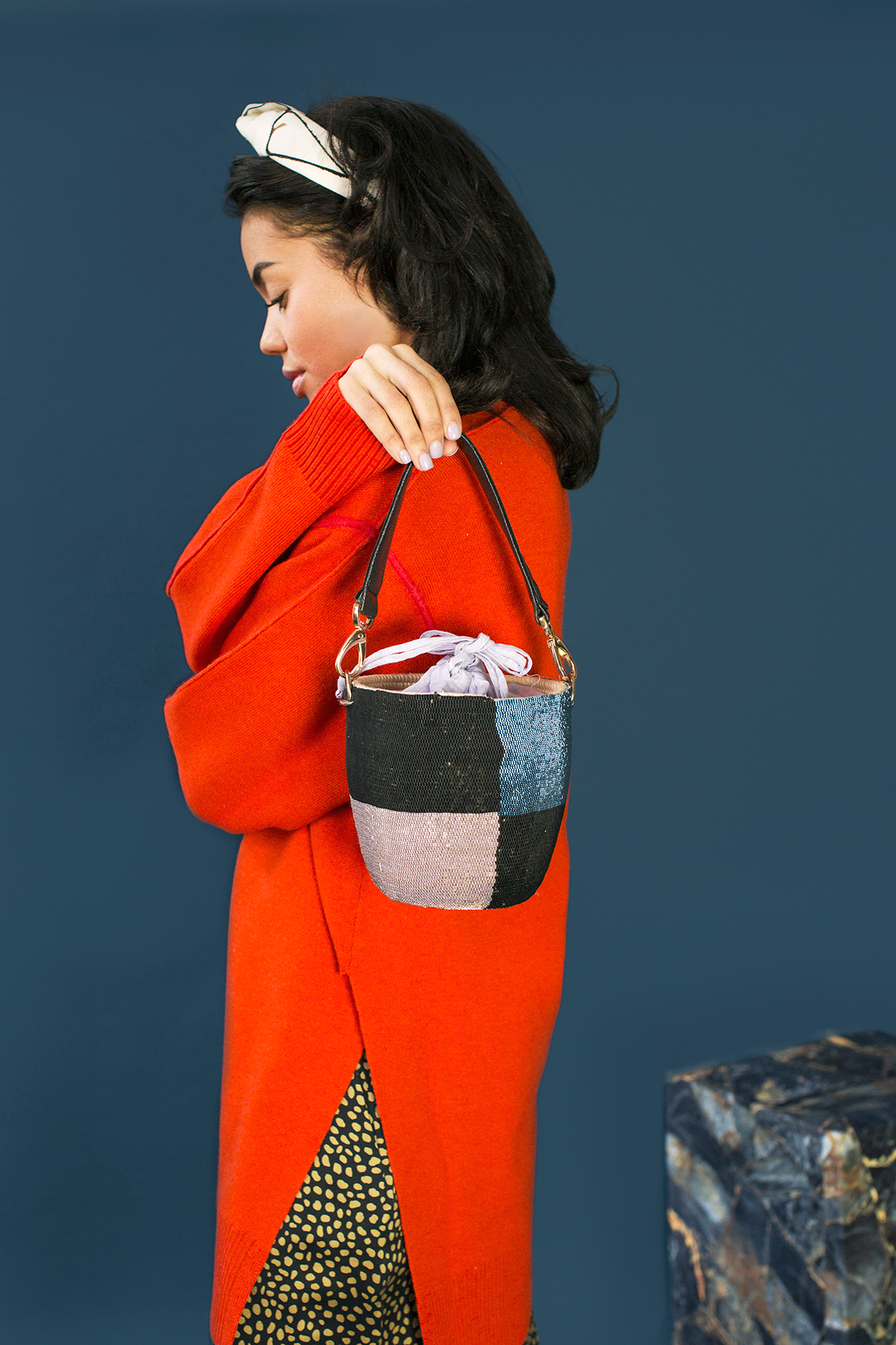 Ingwe Beaded Colorblock Bucket Bag - Arte House