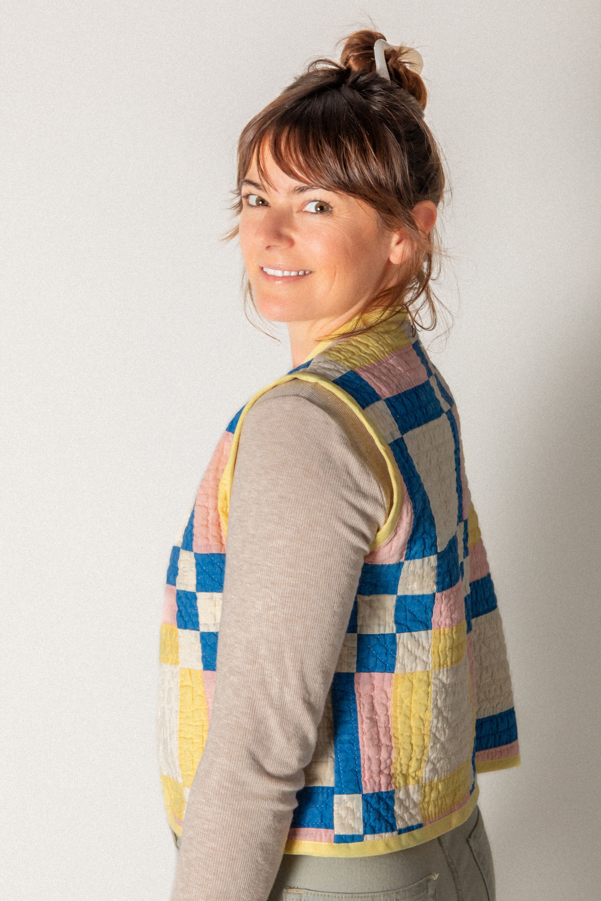 Modern Chain Bloom Vest (Small) - Arte House