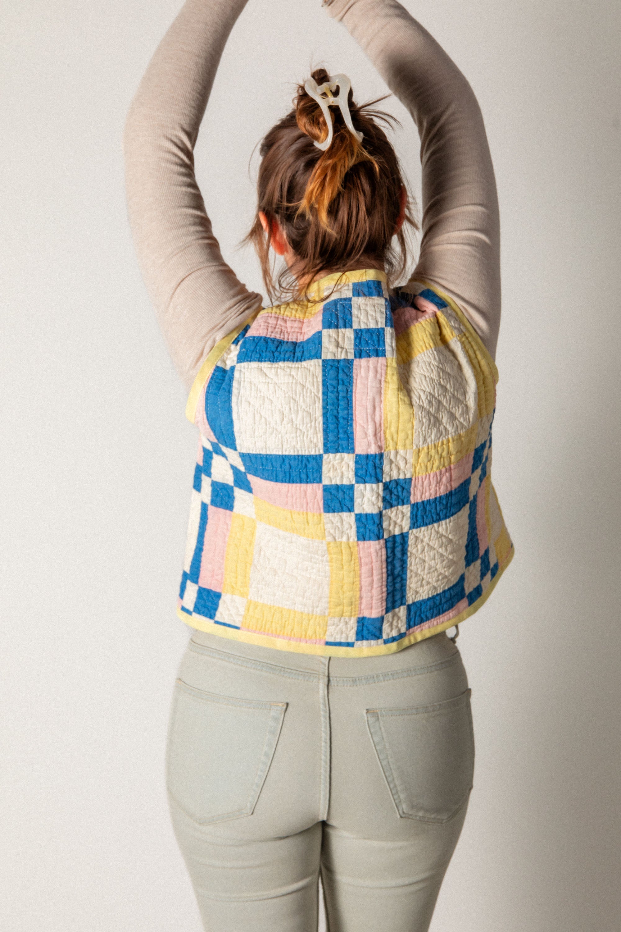 Modern Chain Bloom Vest (Small) - Arte House