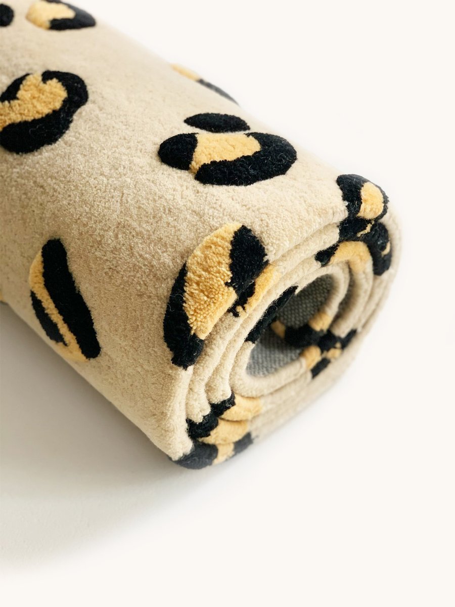 Rug LEOPARD Beige / Brown and Black Print 5.5 x 7.9 ft - Arte House
