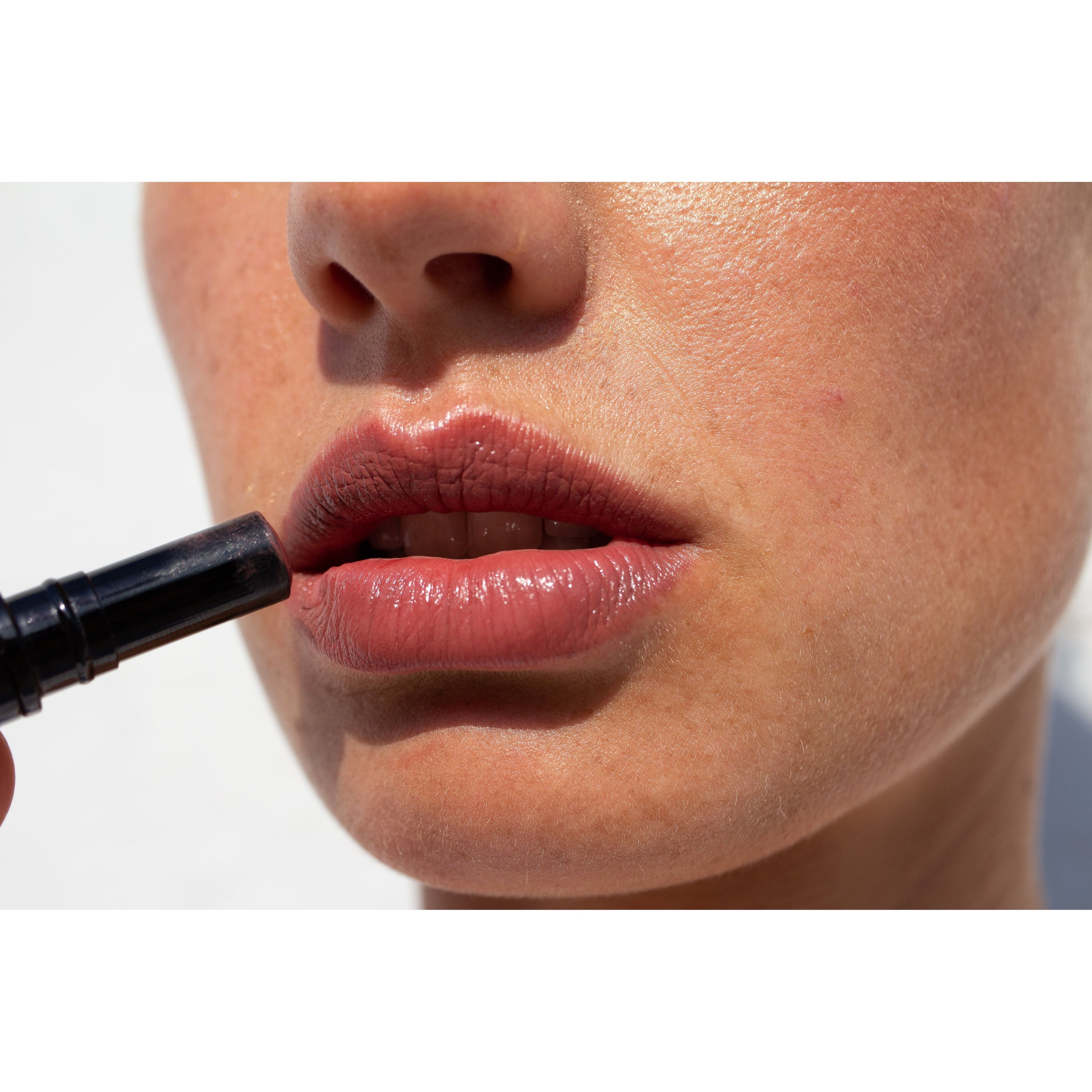 FIVE - MULTI-BENE STICK // LIPS + CHEEKS - Arte House
