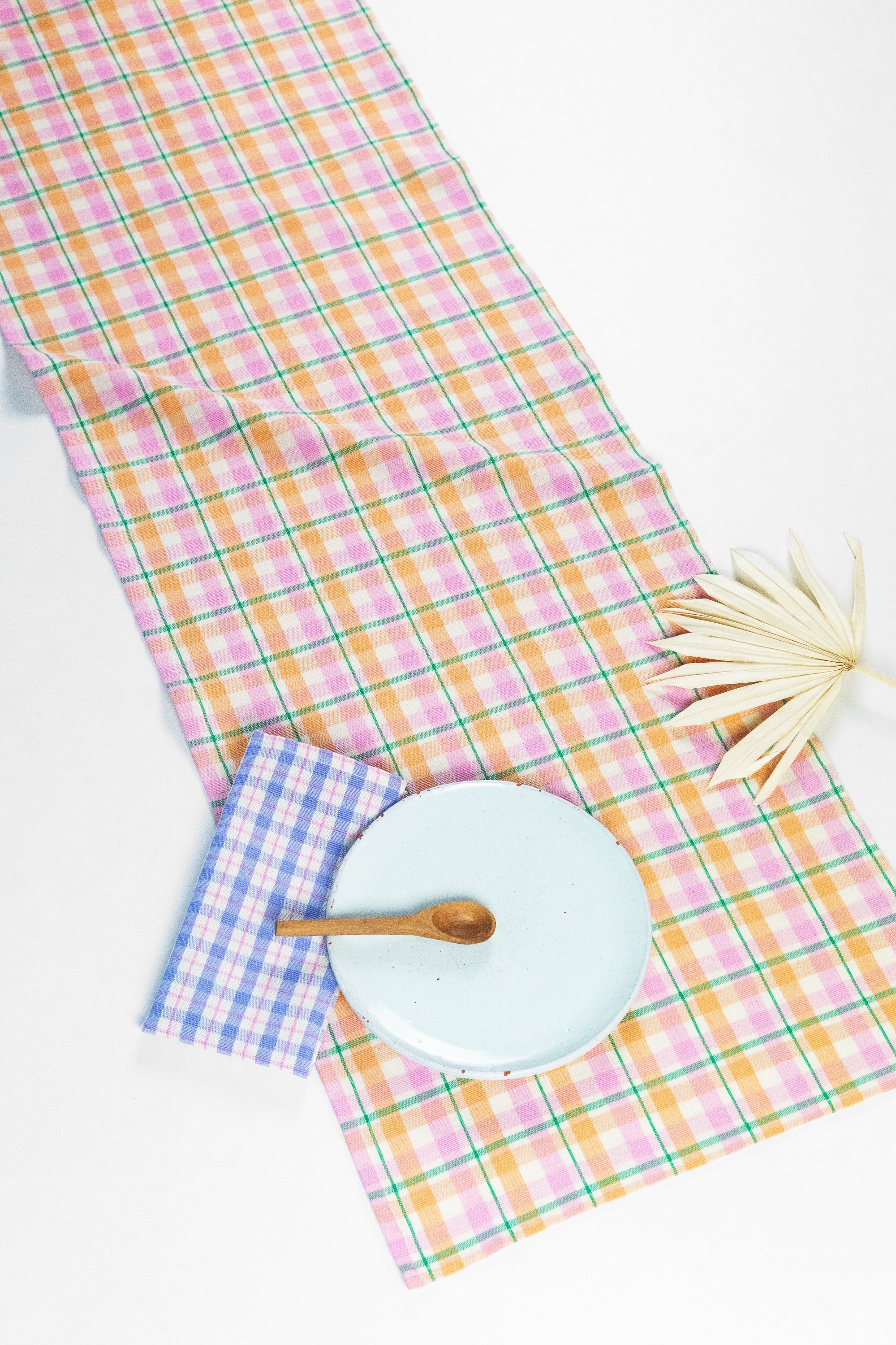 Marguerite Plaid Runner - Arte House