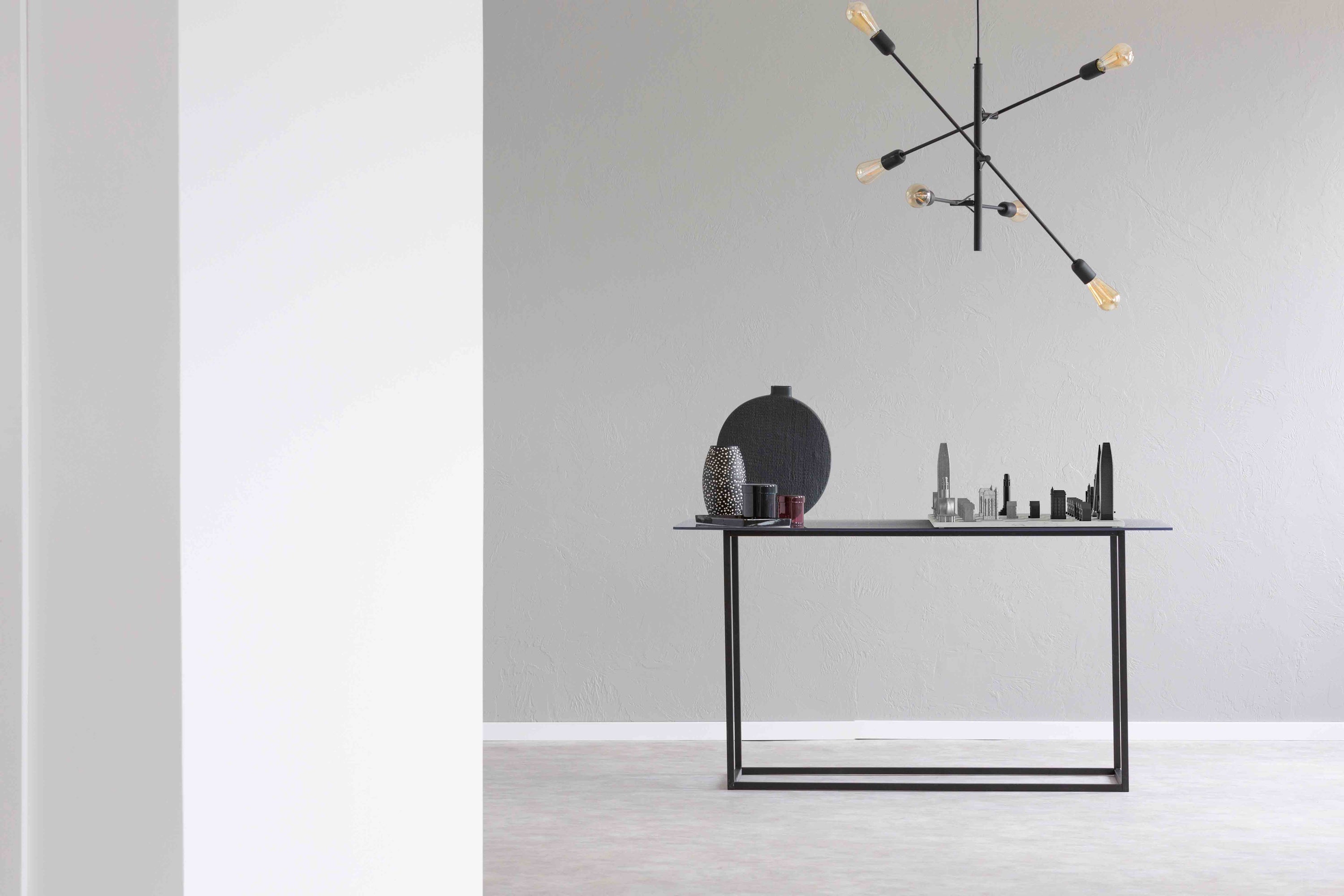 Chess Set Stainless Steel SAN FRANCISCO Edition with Marble Hatch Board - Arte House