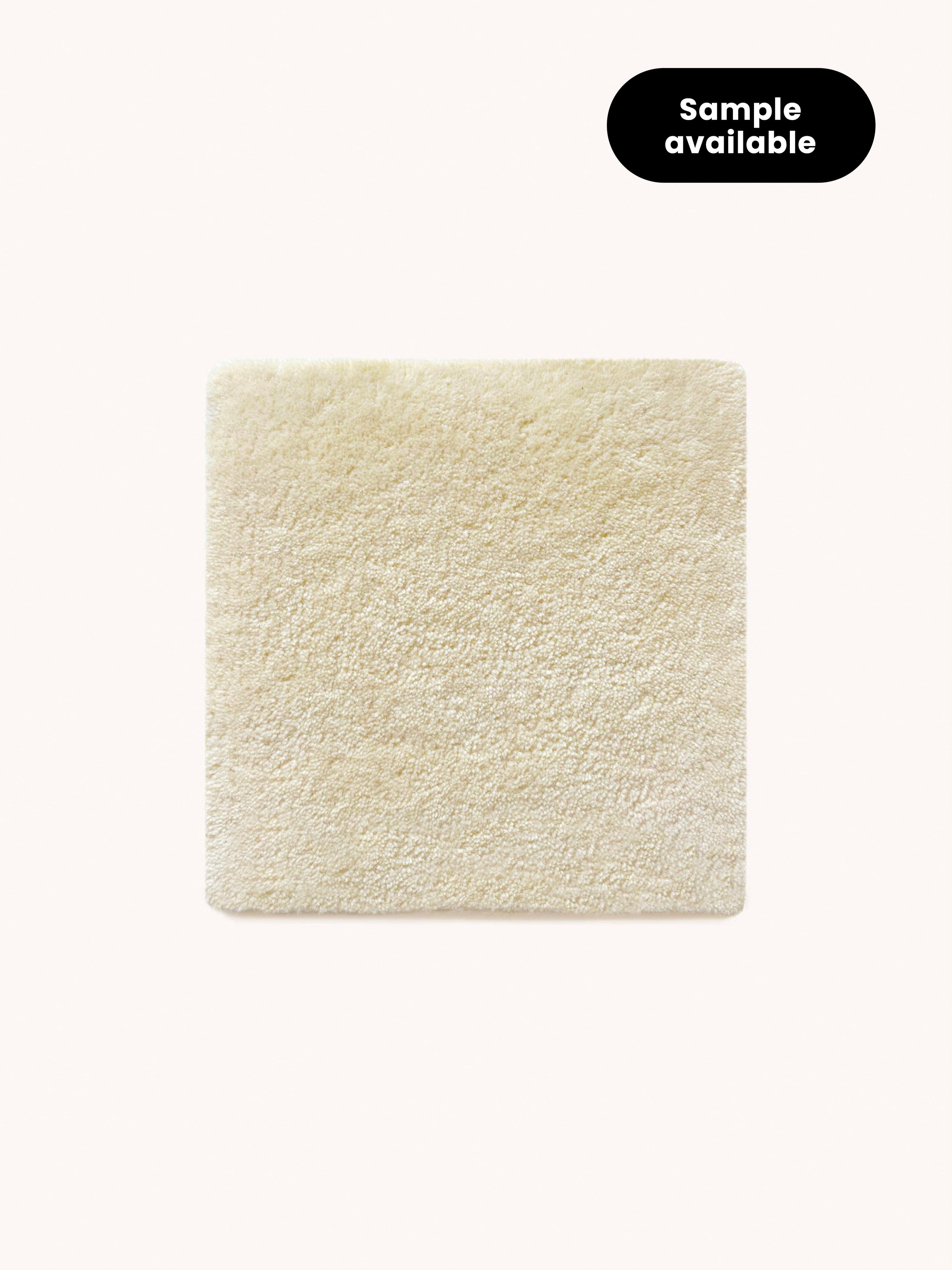 Rug SOLID Off White 5.6 x 7.9 ft - Arte House