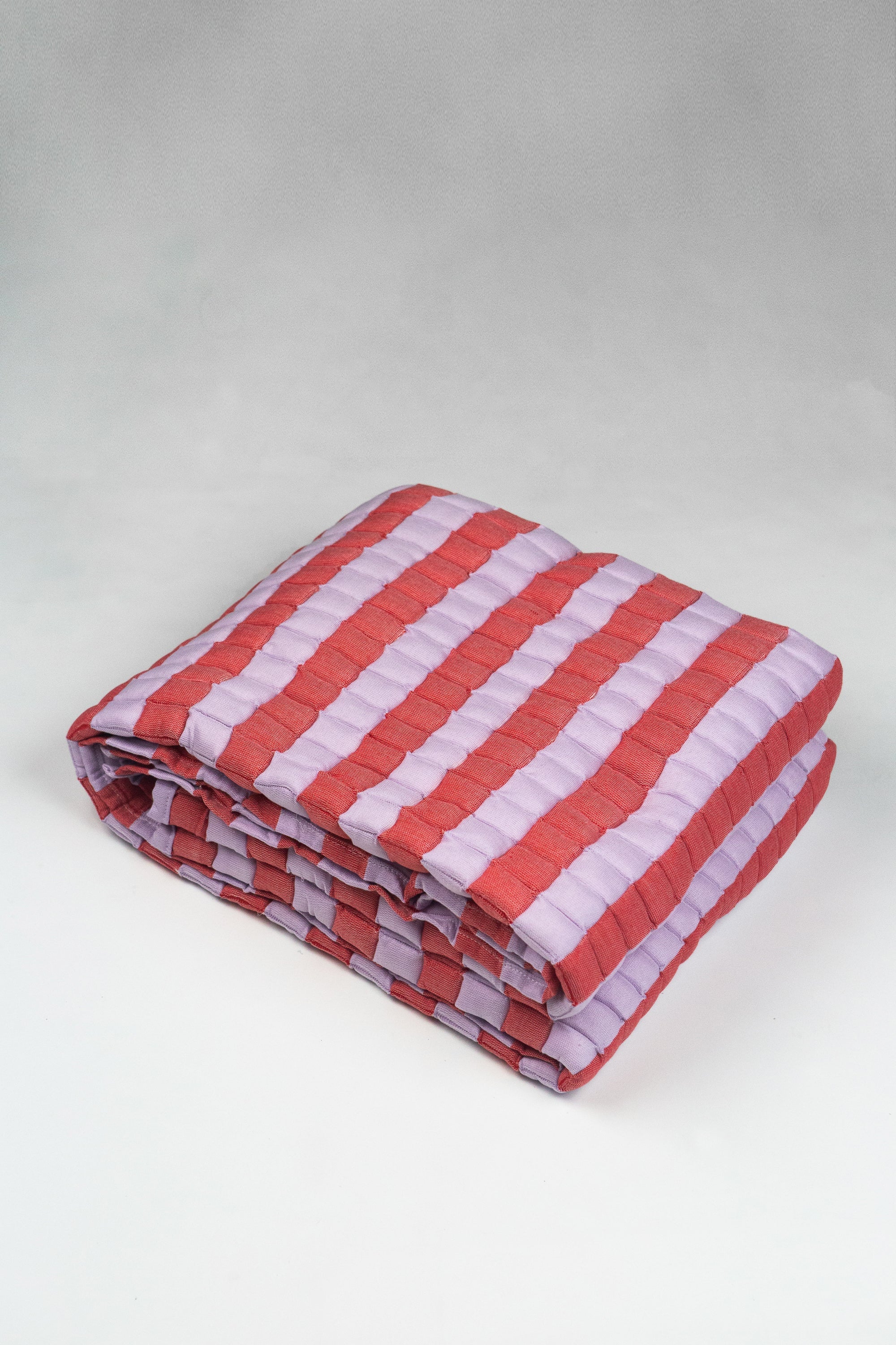 Quilted Sujani Throw Blanket - Soft Lilac and Red - Arte House