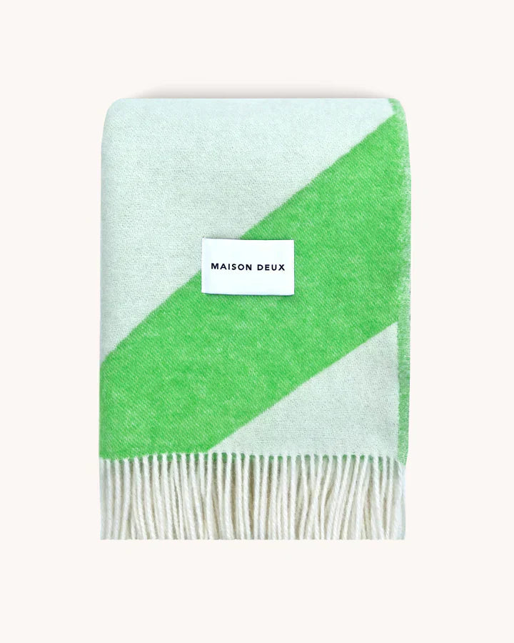 Blanket SWIRL White / Apple 4.25 x 6.5 ft - Arte House