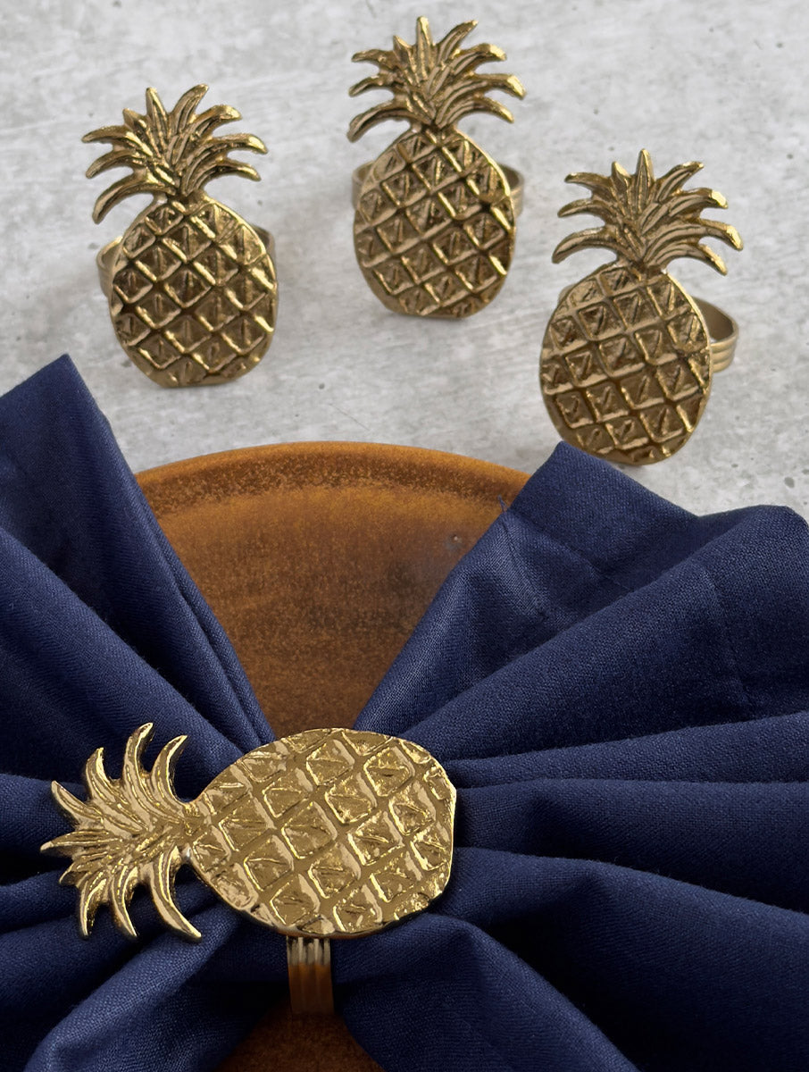 Pineapple Metal Napkin Ring   2.8 x 1.6 Inches (Set of 4) - Arte House