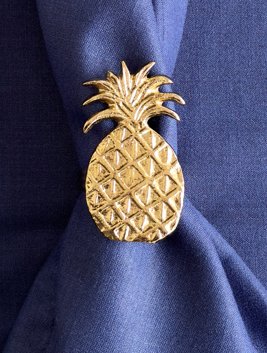 Pineapple Metal Napkin Ring   2.8 x 1.6 Inches (Set of 4) - Arte House