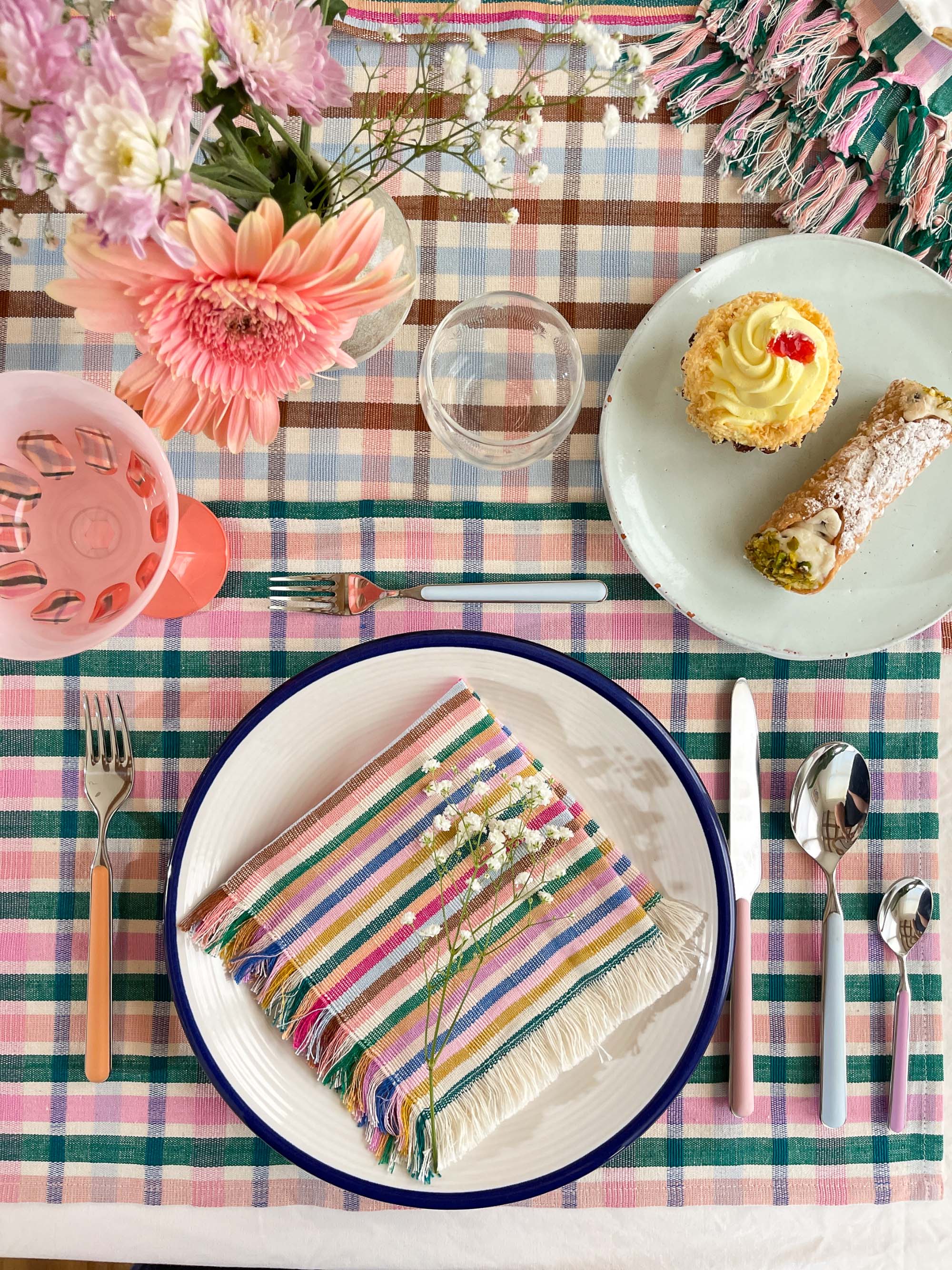 Archive NY Valentina Rainbow Party Napkin