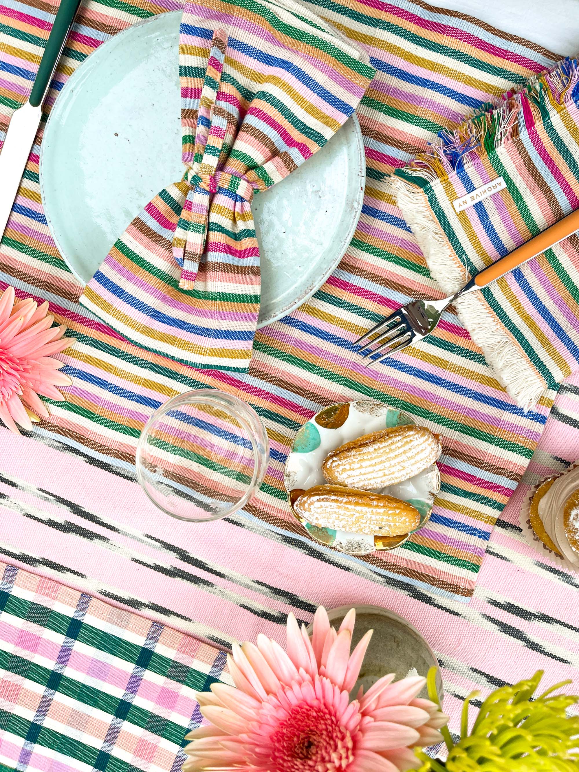 Xela Light Pink Jaspe Table Runner - Arte House