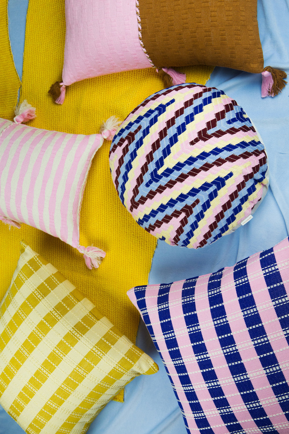 Almolonga Pillow - Multi -  20" x 20"