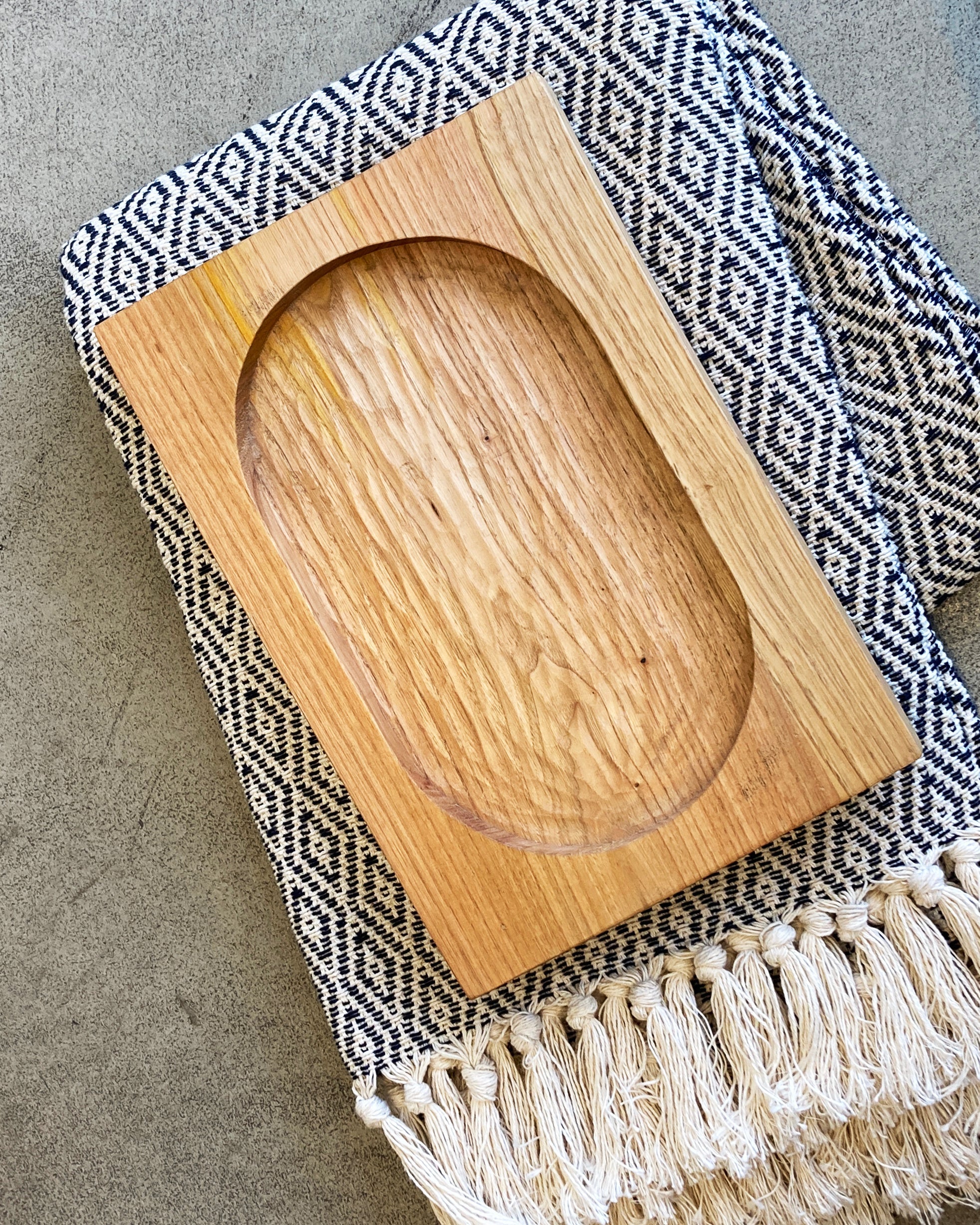 Casa Cubista Carved Wood Rectangular Tray - Natural