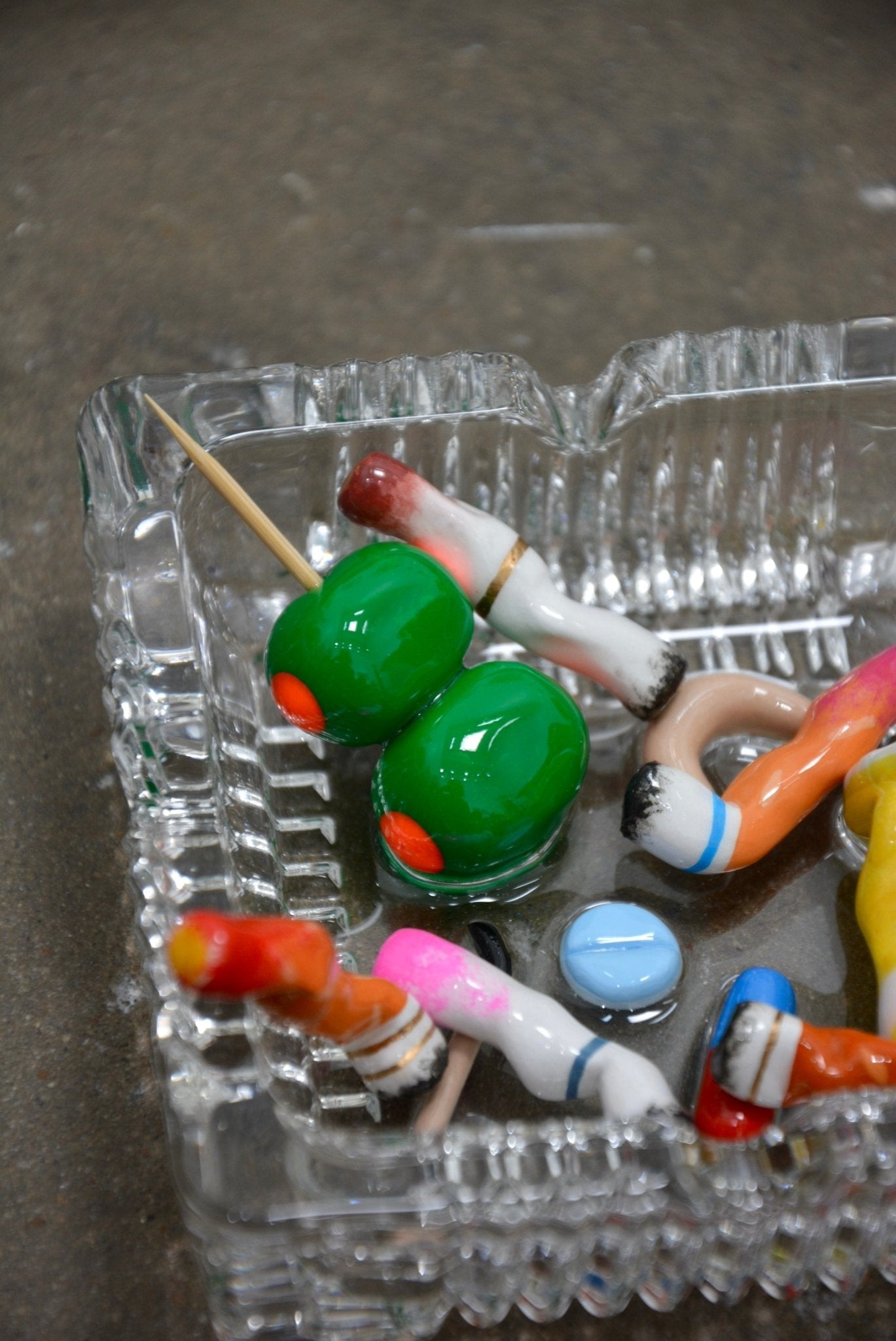 BAR SCENE ASHTRAY - Arte House