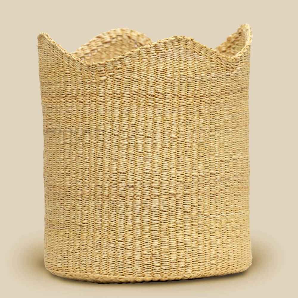Scalloped Woven Waste Basket