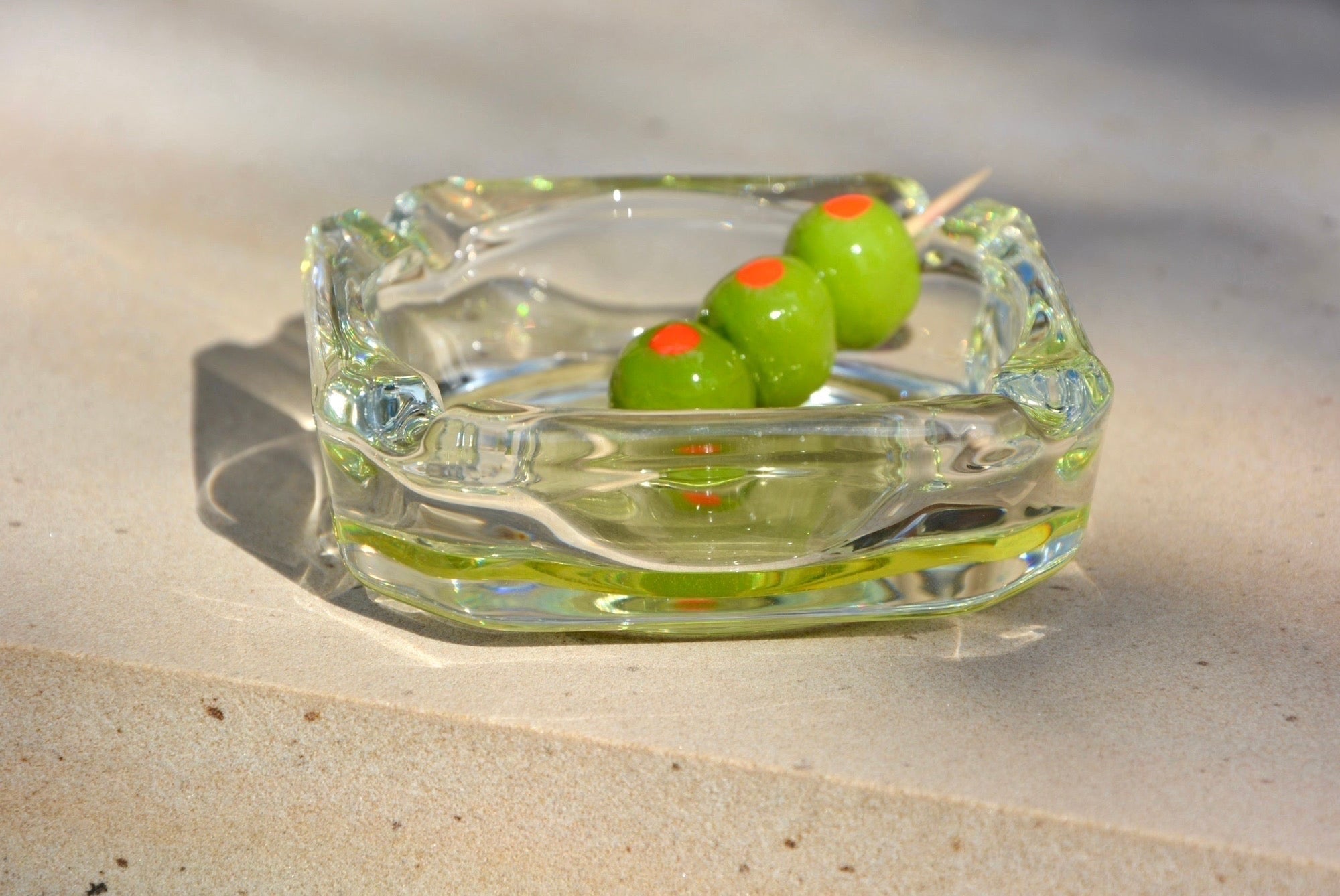 DIRTY MARTINI ASHTRAY - Arte House